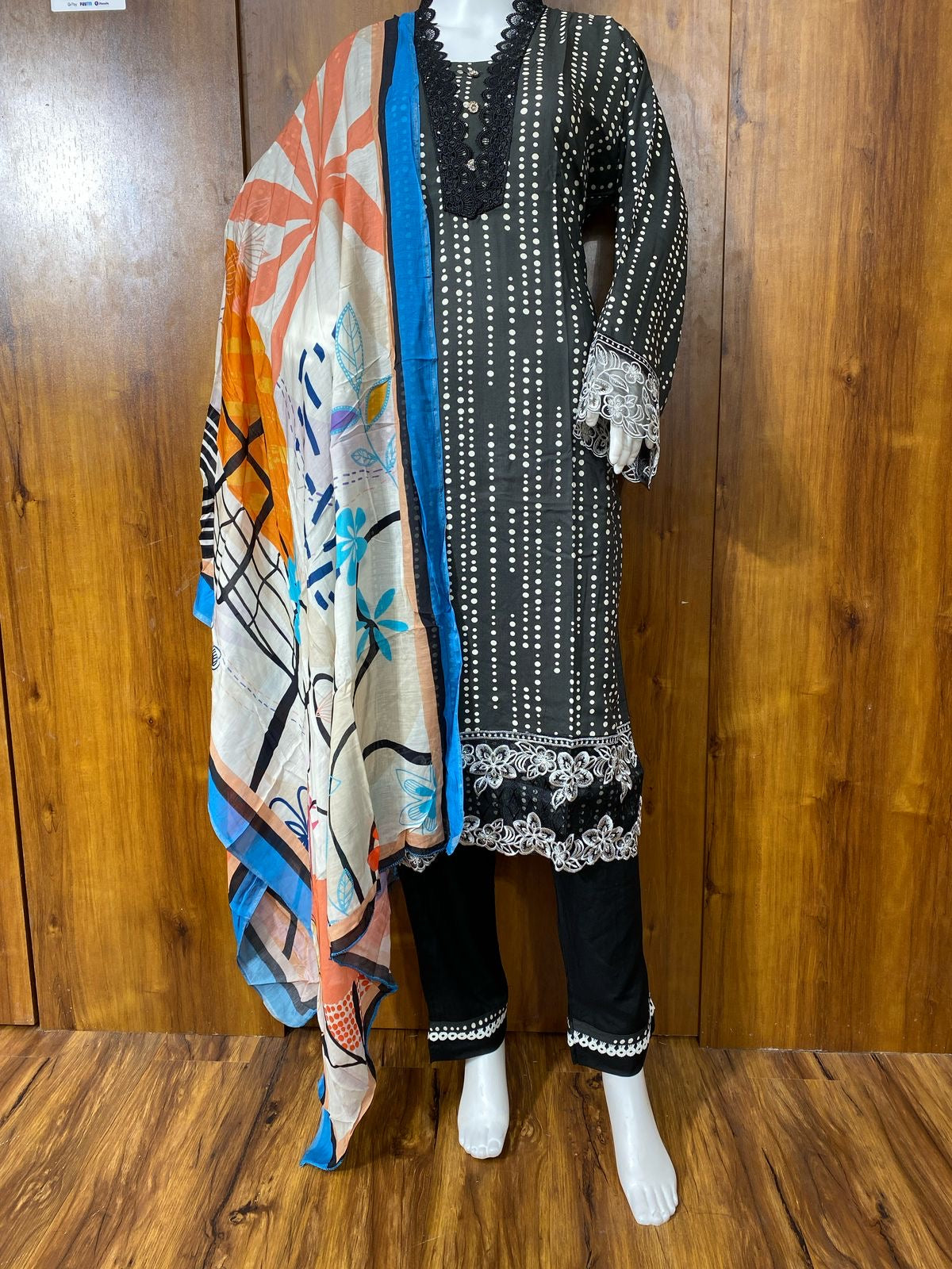 MAHAM LAWN READYMADE SUIT 4