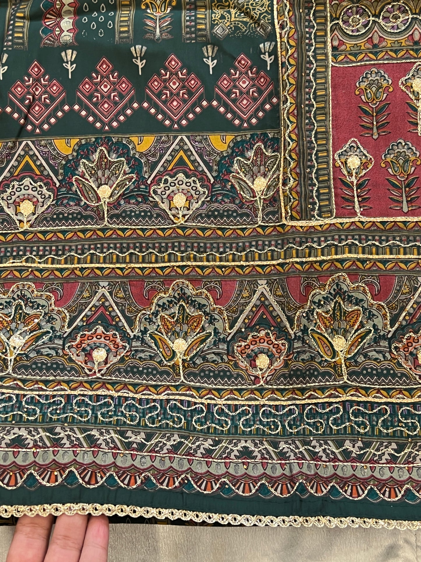 GREEN NAYAB MUSLIN EMBROIDERY SUIT
