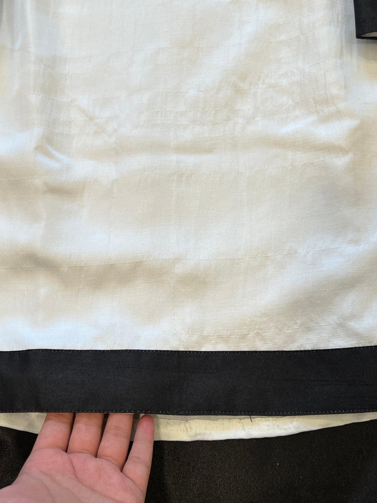 OFF-WHITE FARSHI SHALWAR