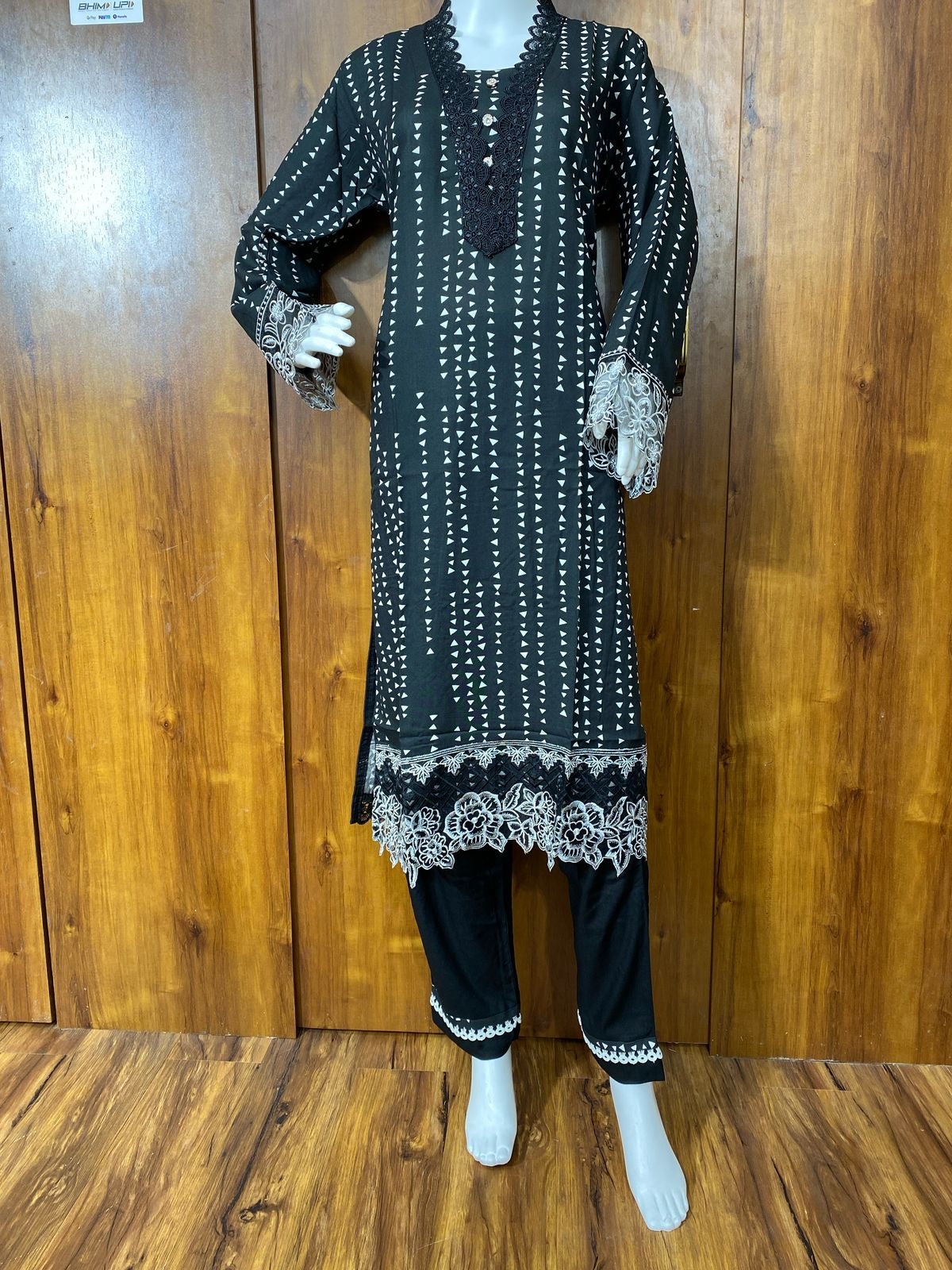 MAHAM LAWN READYMADE SUIT 3