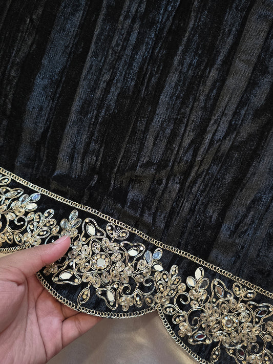 MEHRUN CRUSH VELVET EMBROIDERY SUIT 5 Q