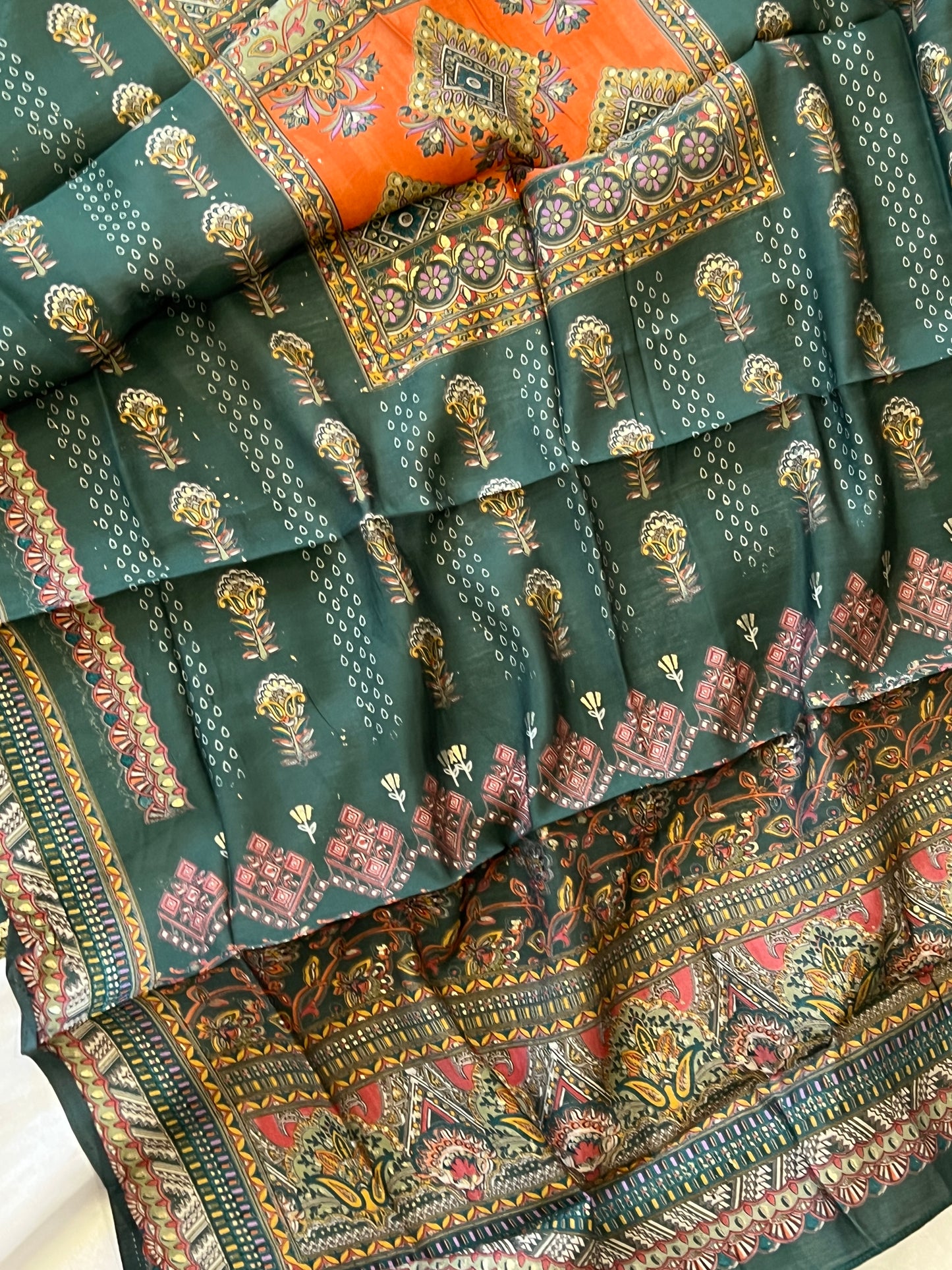 GREEN NAYAB MUSLIN EMBROIDERY SUIT