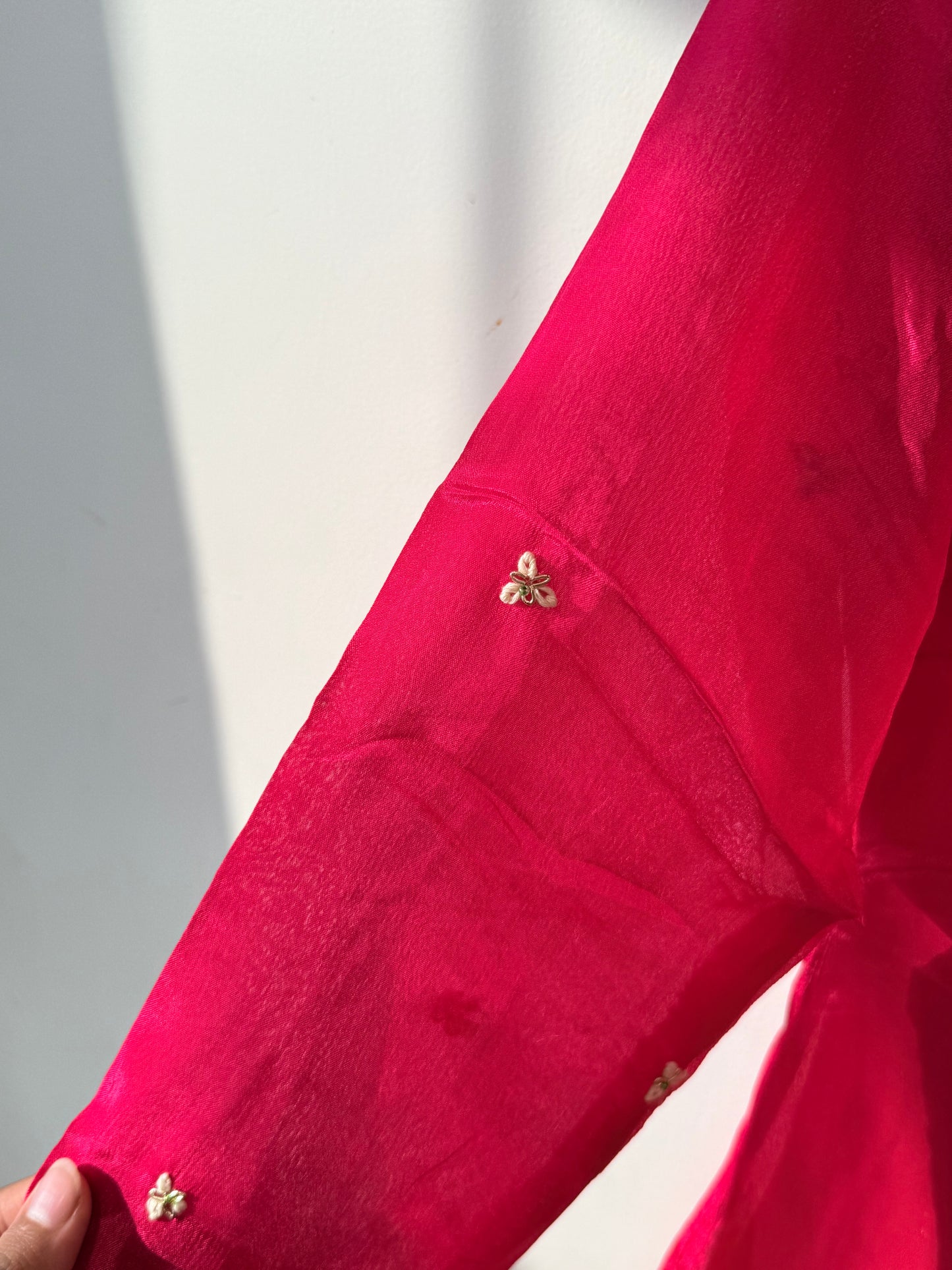 PARO CHINNON HANDWORK FROCK 5 Q