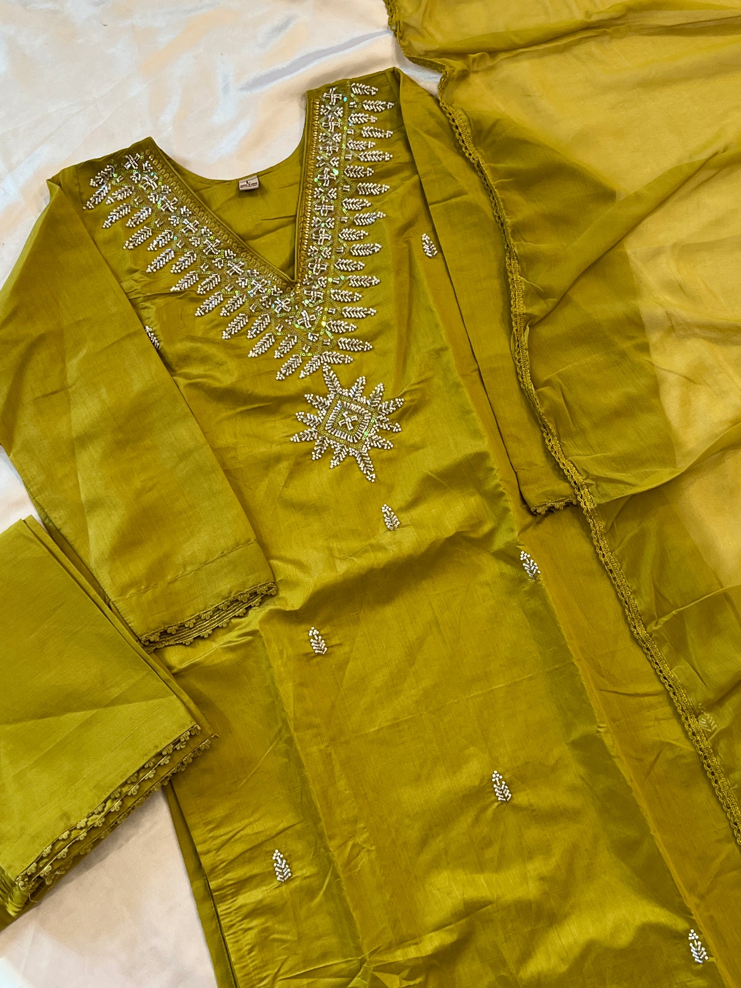 GREEN SILK EMBROIDERY SUIT