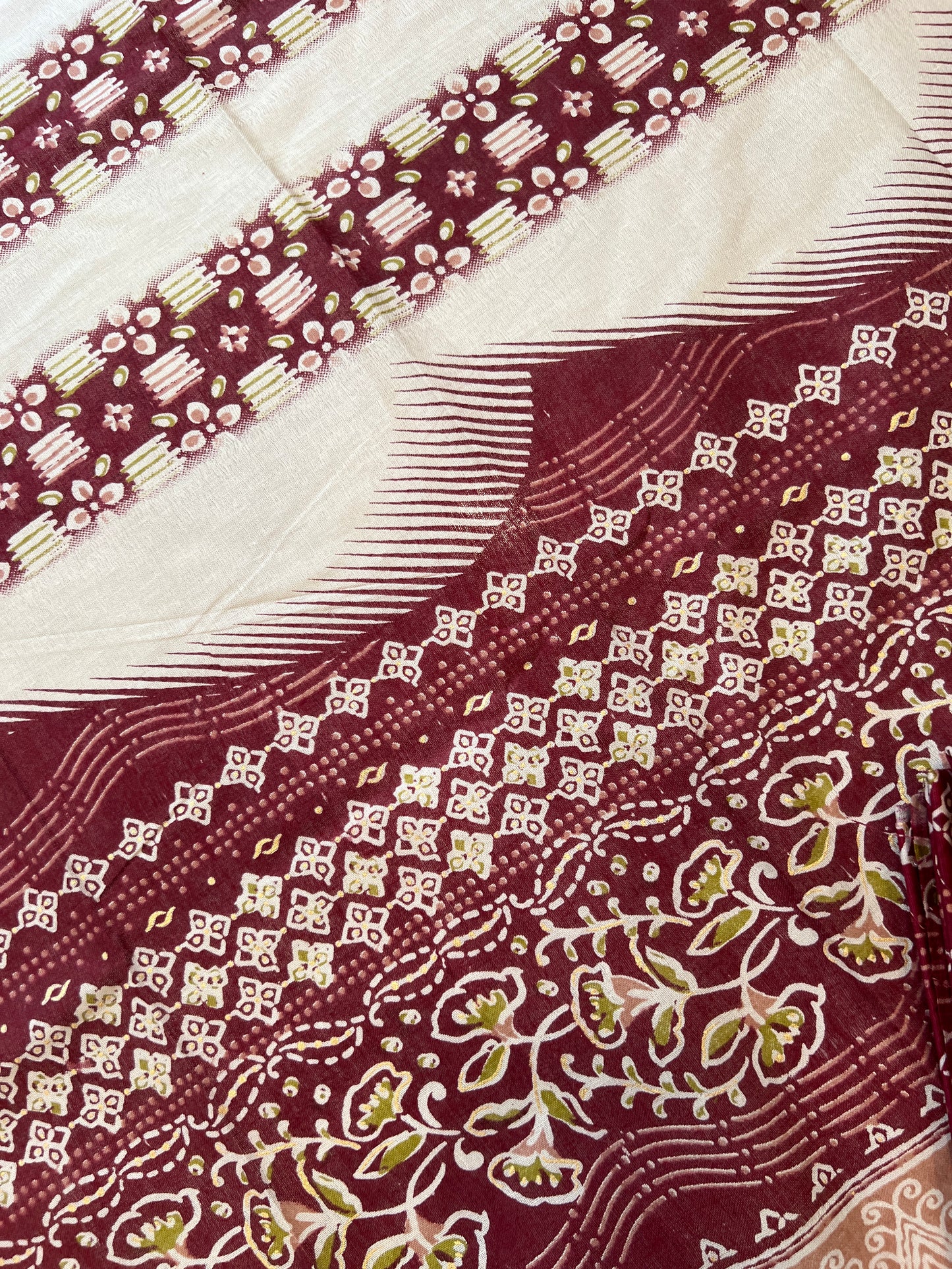 MS LAWN PRINTED SUIT 4