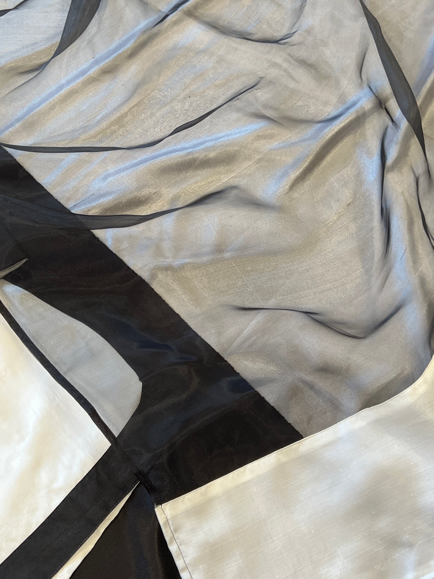 OFF-WHITE FARSHI SHALWAR