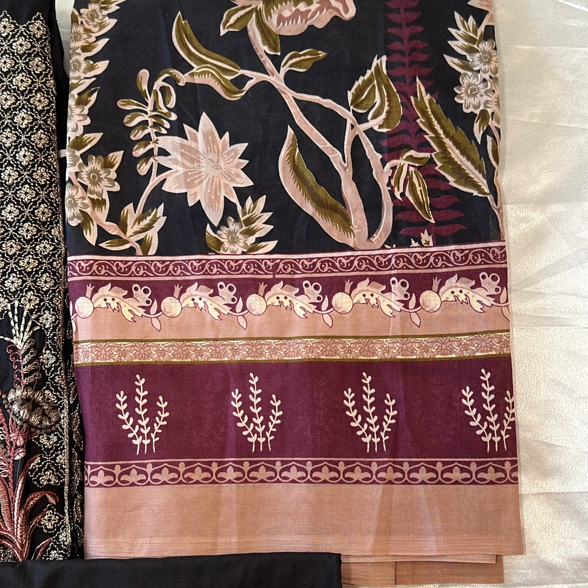 HARSHA BLACK COTTON PATCH SUIT 3374