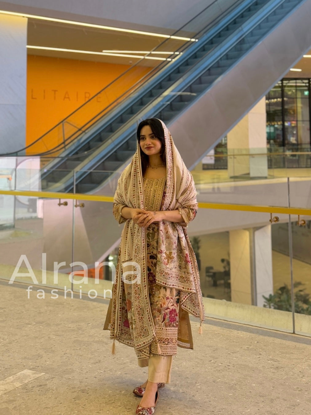 HARSHA OFF WHITE MUSLIN EMBROIDERY SUIT 234