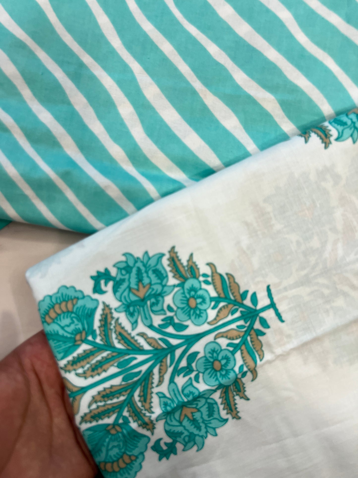 DT LAWN PRINTED SUIT 2