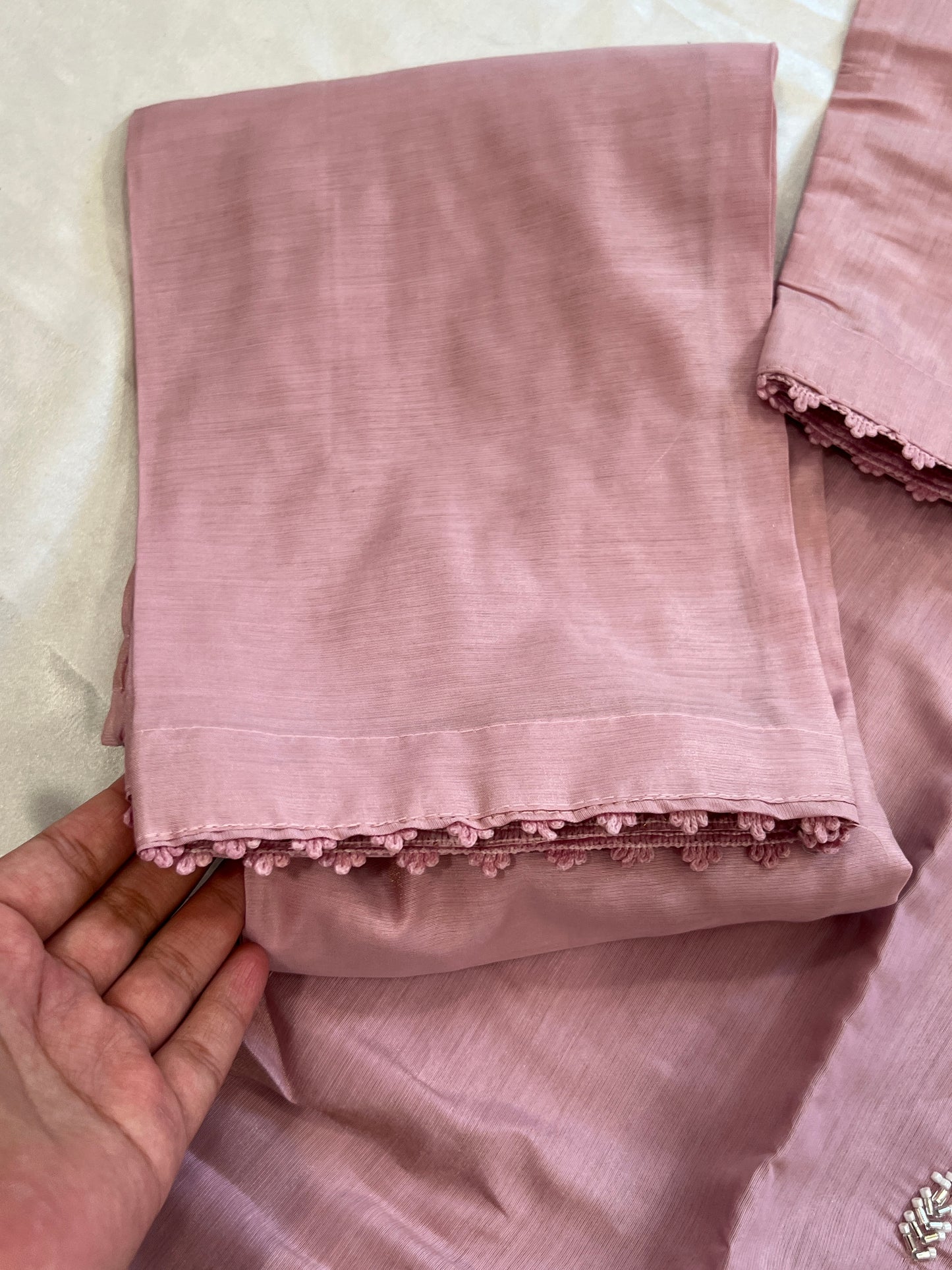 ONION PINK SILK EMBROIDERY SUIT