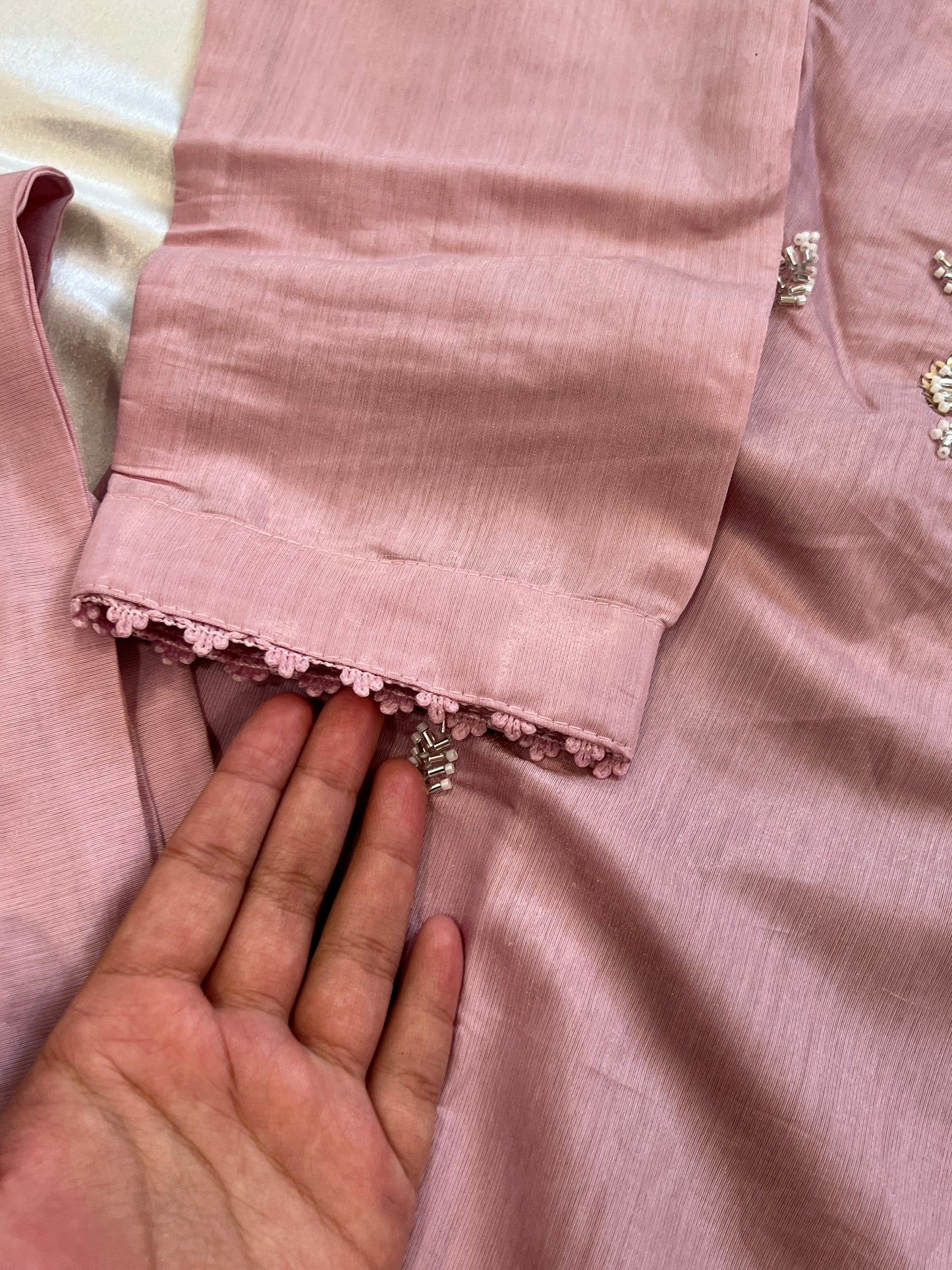 ONION PINK SILK EMBROIDERY SUIT