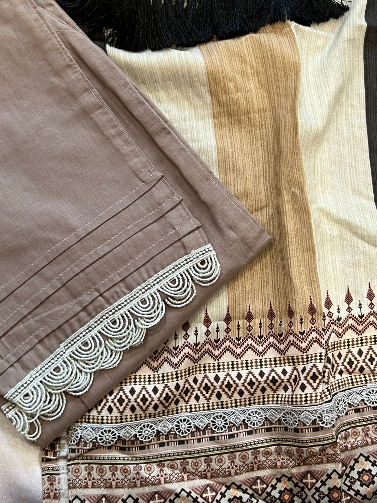 SABA LAHERIYA SOFT COTTON SUIT