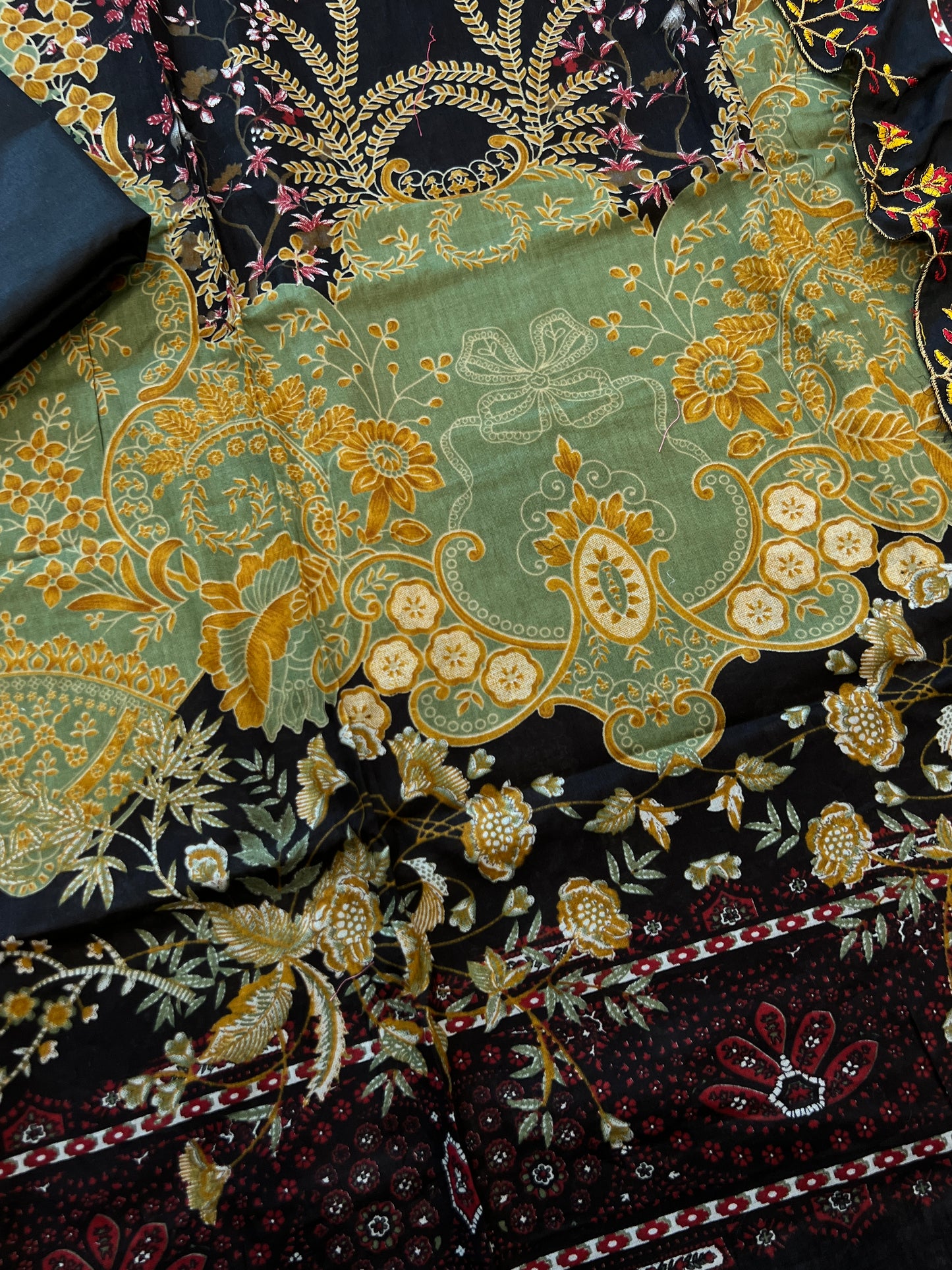 HARSHA BIN SAEED LAWN EMBROIDERY SUIT