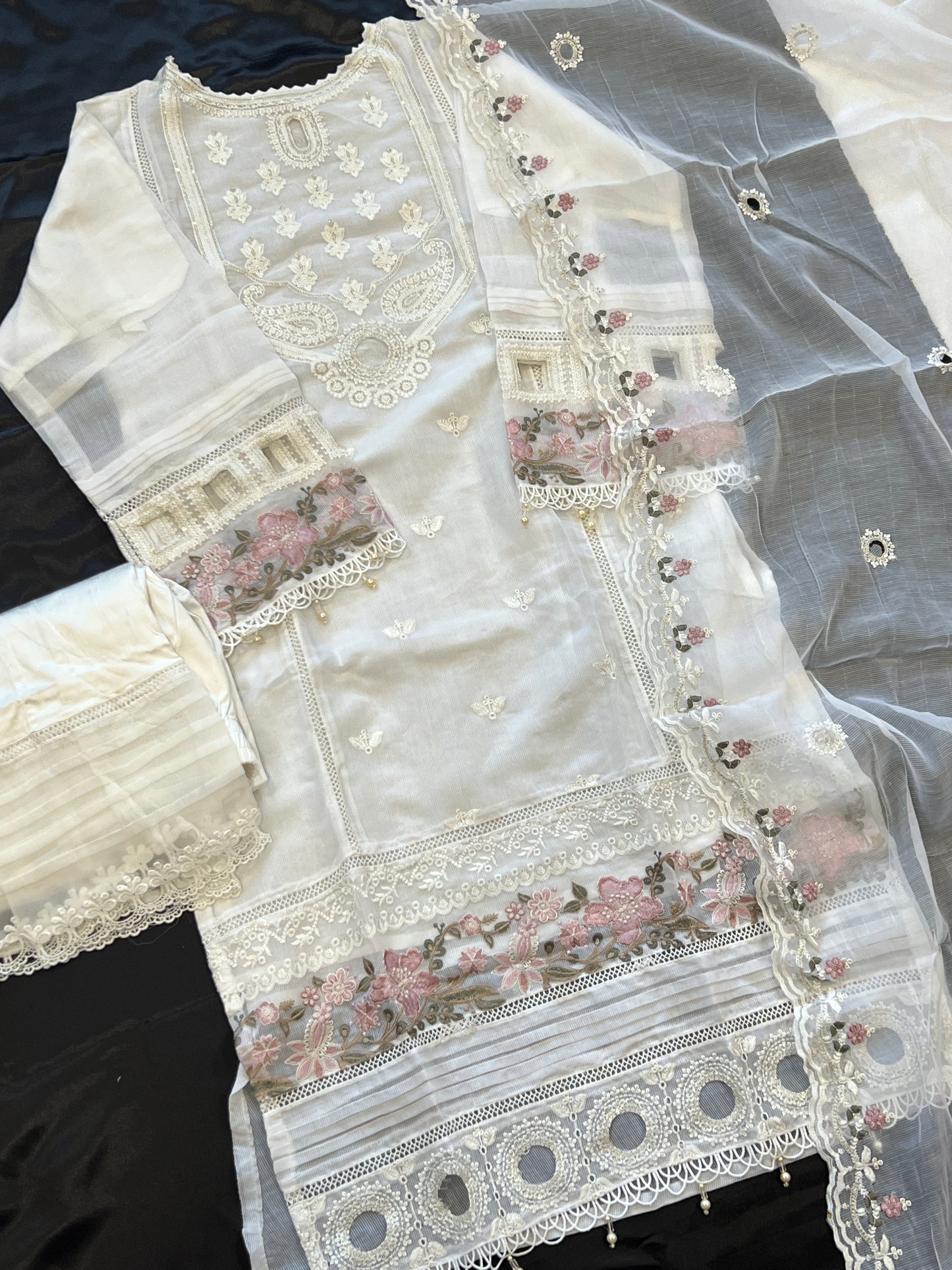 TAWAKKAL WHITE EMBROIDERED READYMADE SUIT