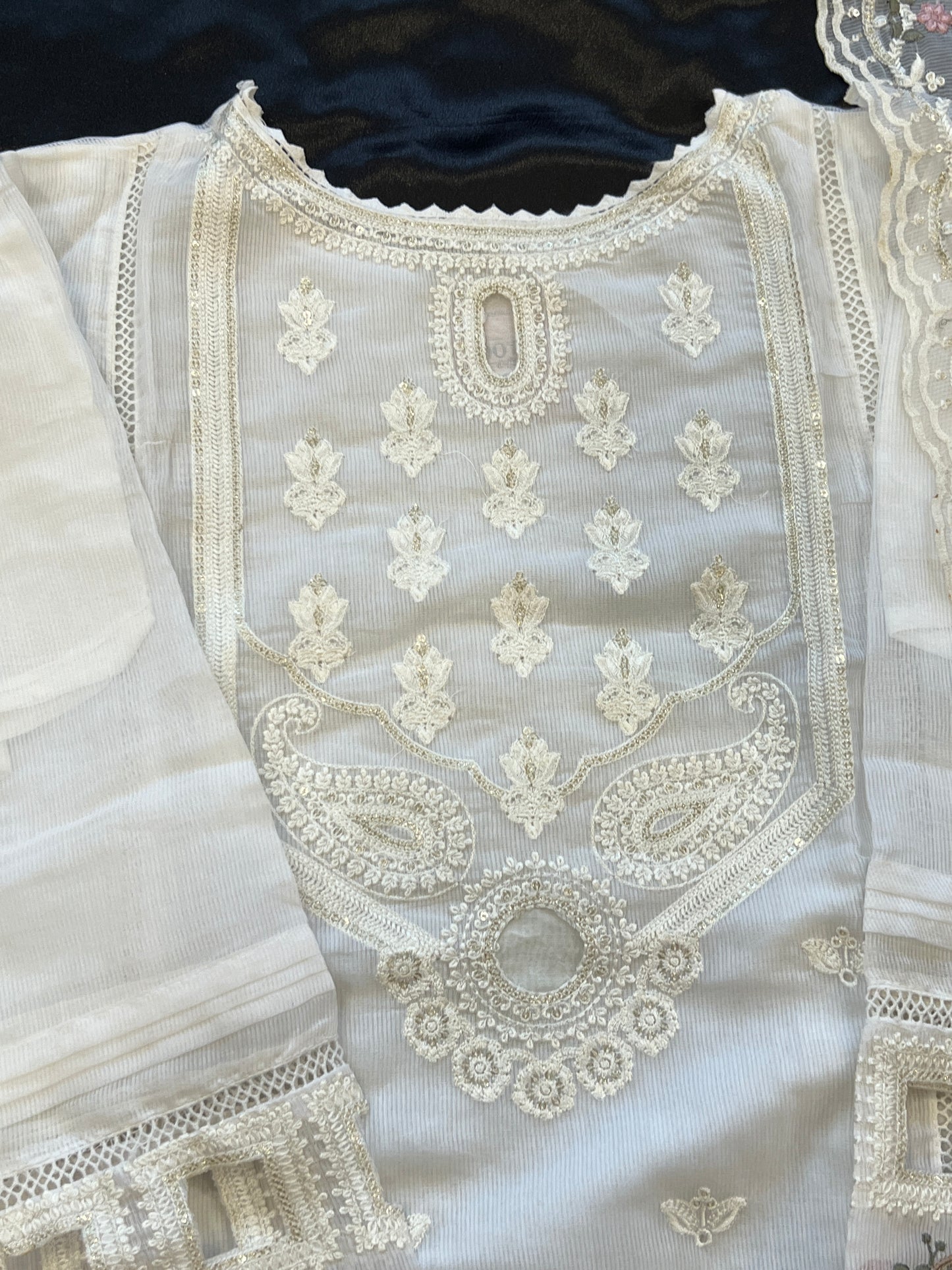 TAWAKKAL WHITE EMBROIDERED READYMADE SUIT