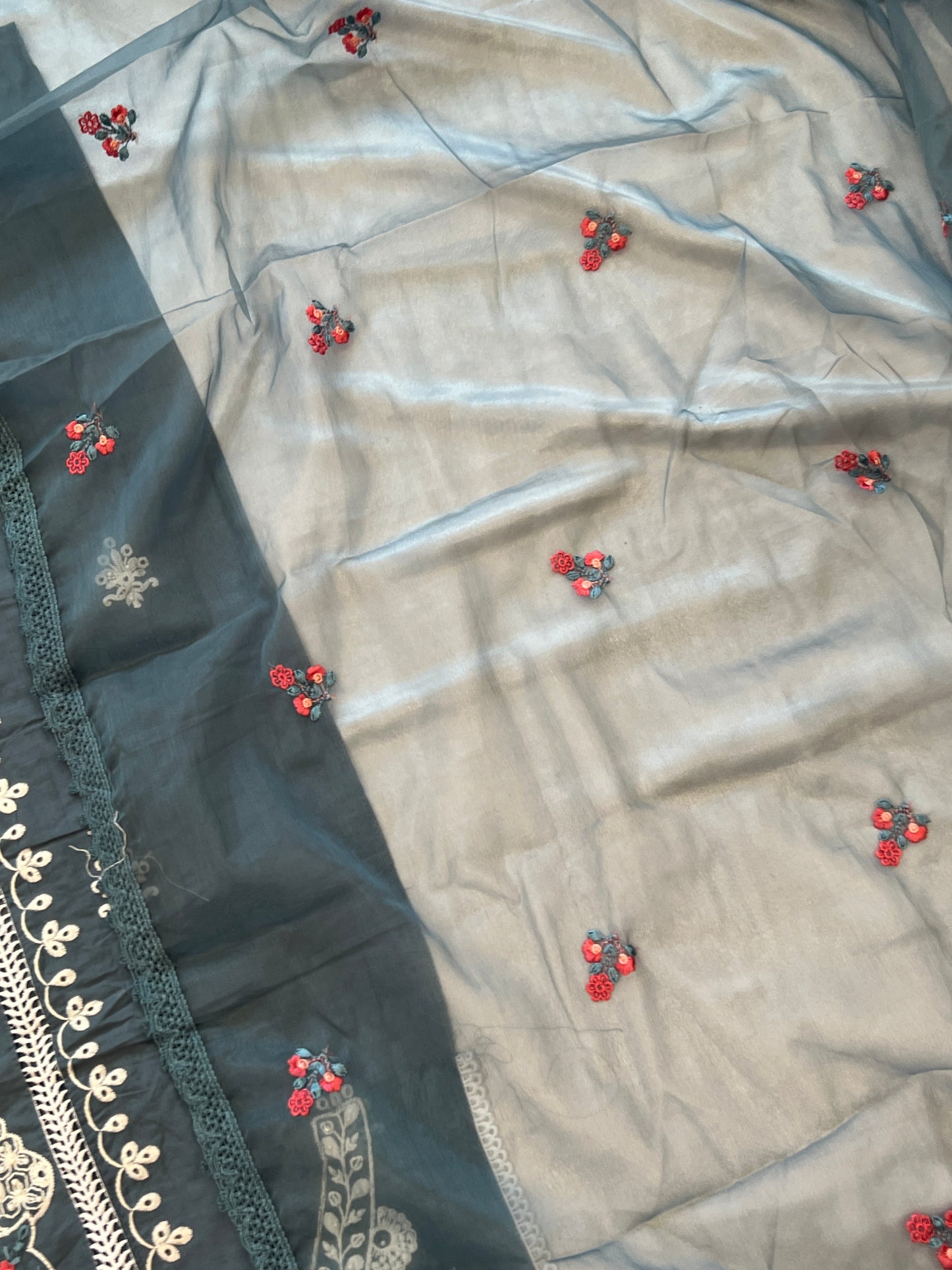 HANIA PURE COTTON EMBROIDERY SUIT 4