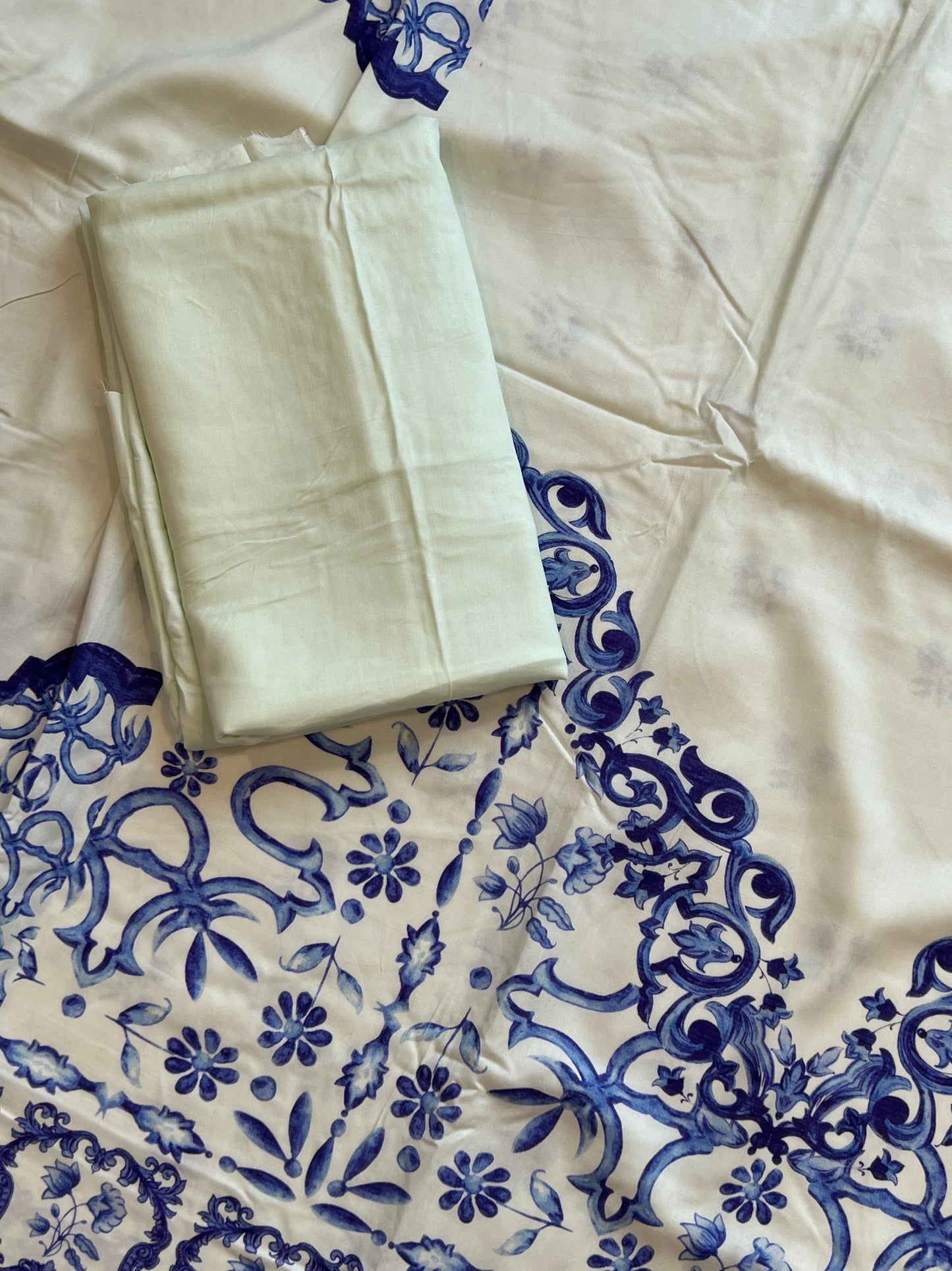 LIGHT GREEN LUXE SOFT COTTON EMBROIDER SUIT