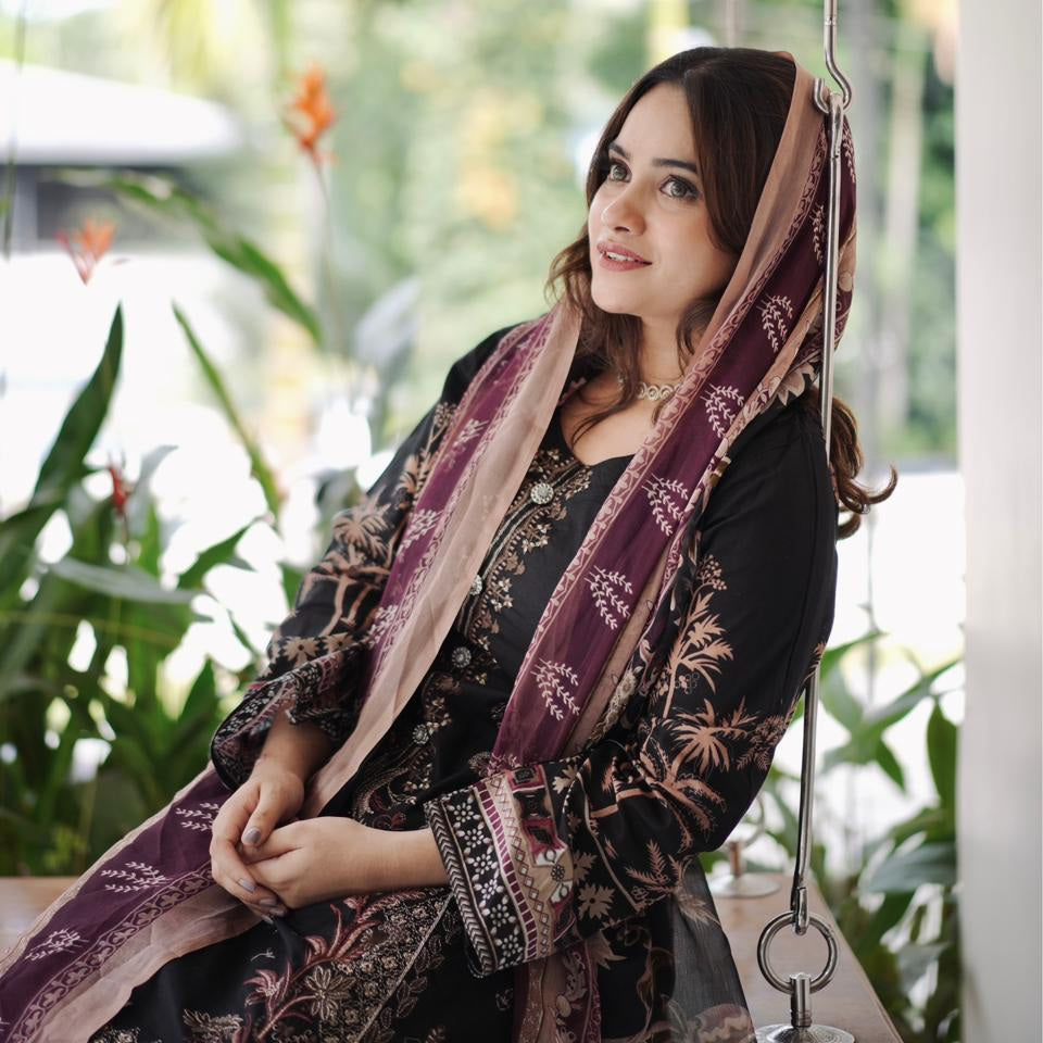 HARSHA BLACK COTTON PATCH SUIT 3374