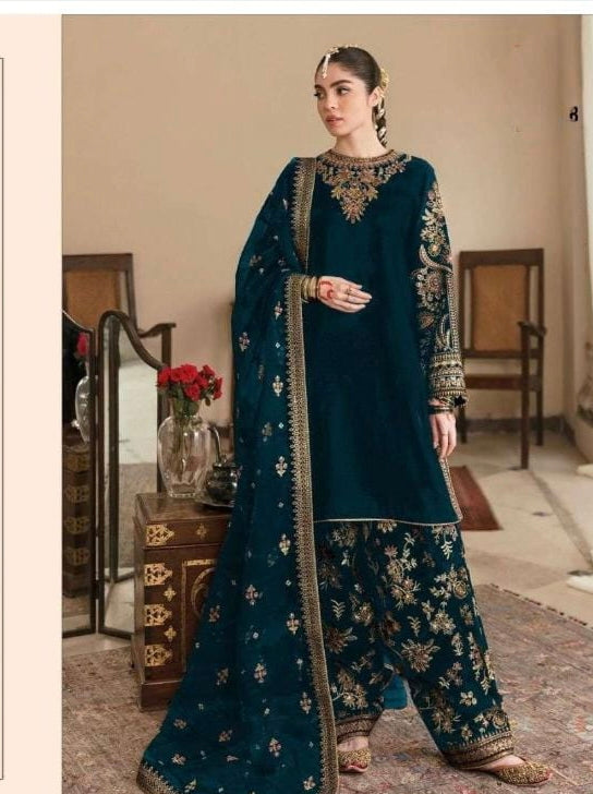 DARK BLUE VELVET EMBROIDERY SUIT Q