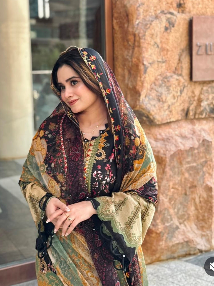 HARSHA BIN SAEED LAWN EMBROIDERY SUIT