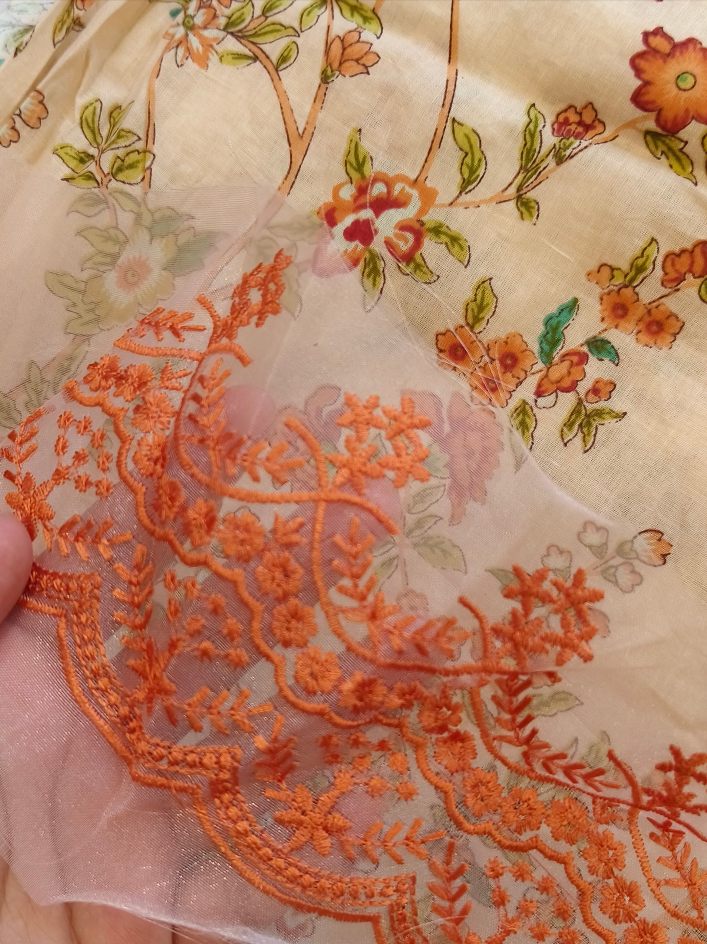 FLORA COTTON EMBROIDERY SUIT 5