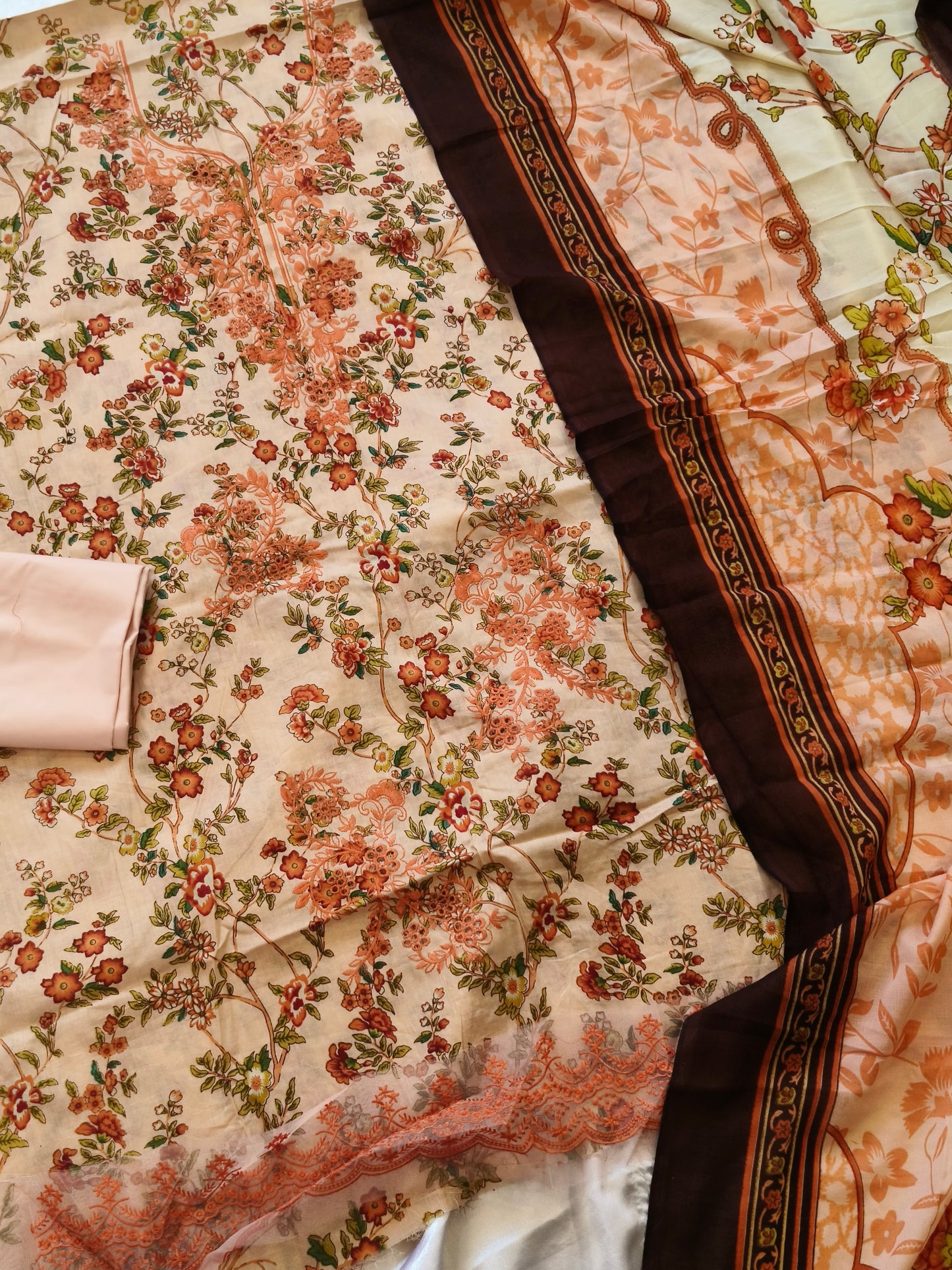 FLORA COTTON EMBROIDERY SUIT 5