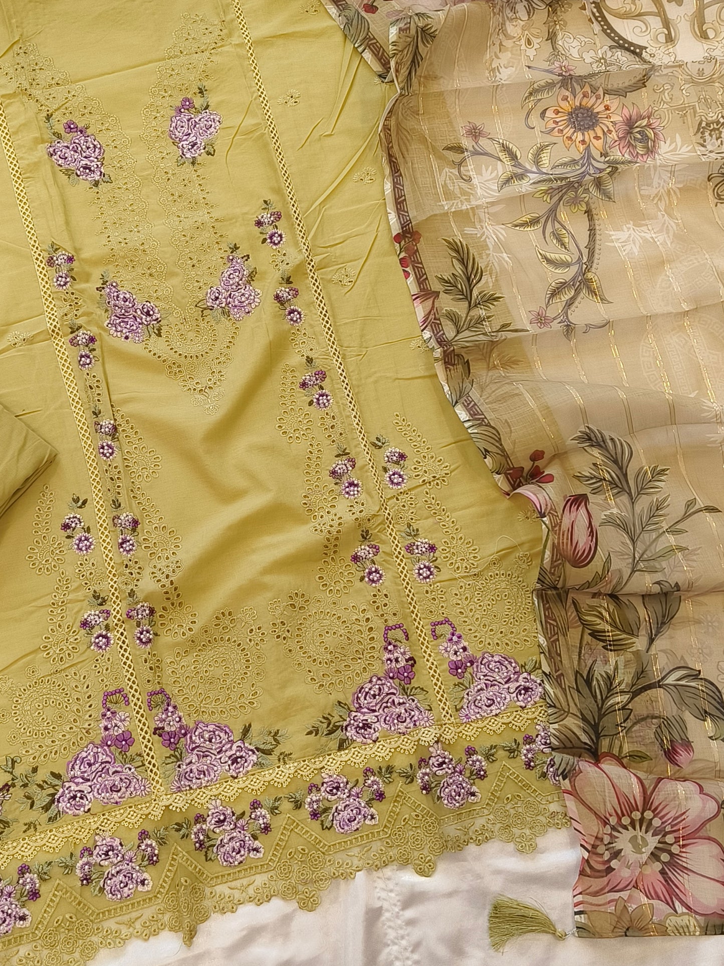 HANIA LAWN COTTON EMBROIDERY SUIT