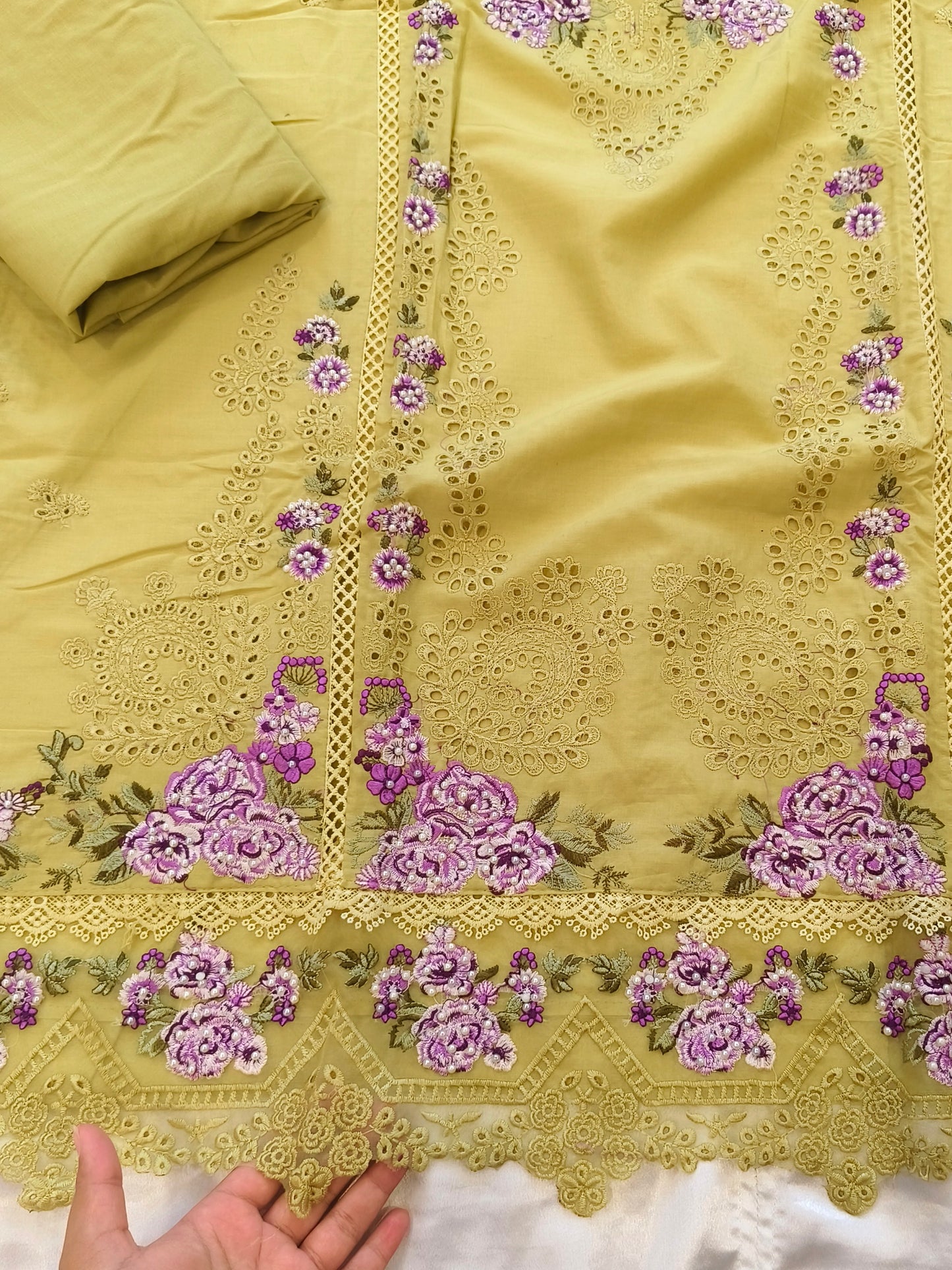 HANIA LAWN COTTON EMBROIDERY SUIT