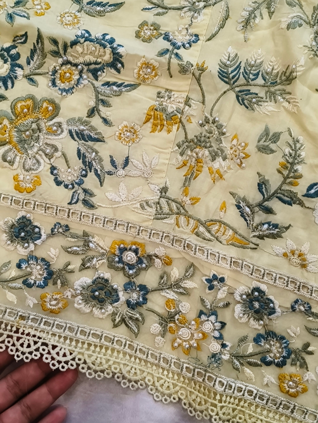 HANIA PURE COTTON EMBROIDERY SUIT 2024 F Q