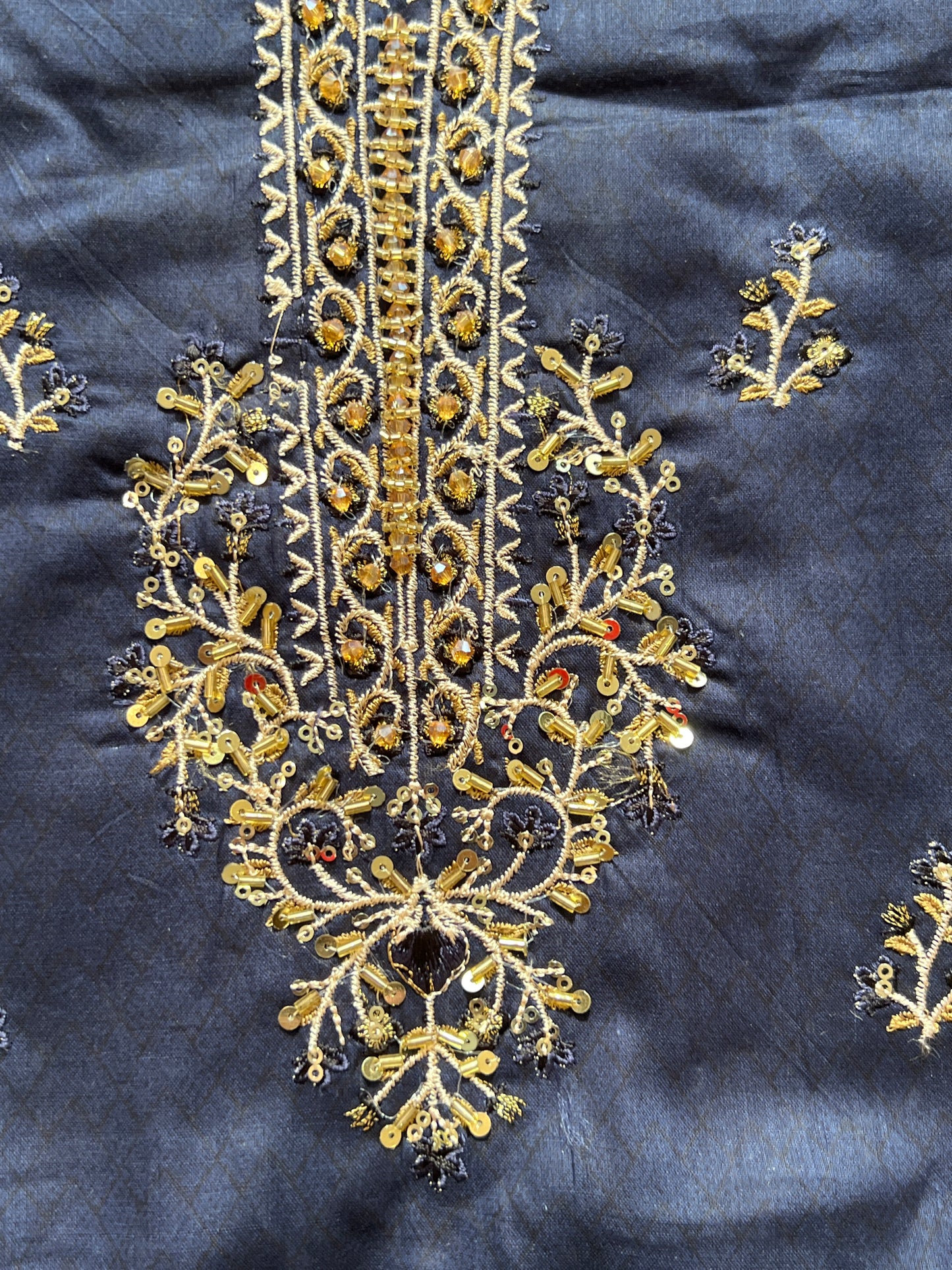 HARSHA NOORE COTTON EMBROIDERY SUIT 3547J