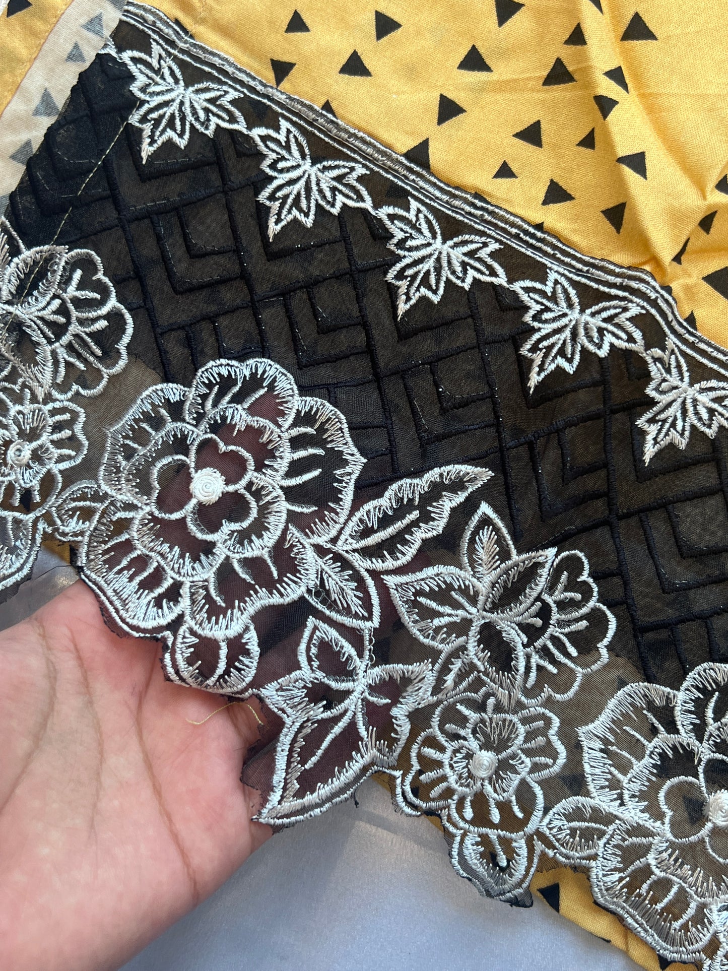 MAHAM LAWN READYMADE SUIT 6 Q