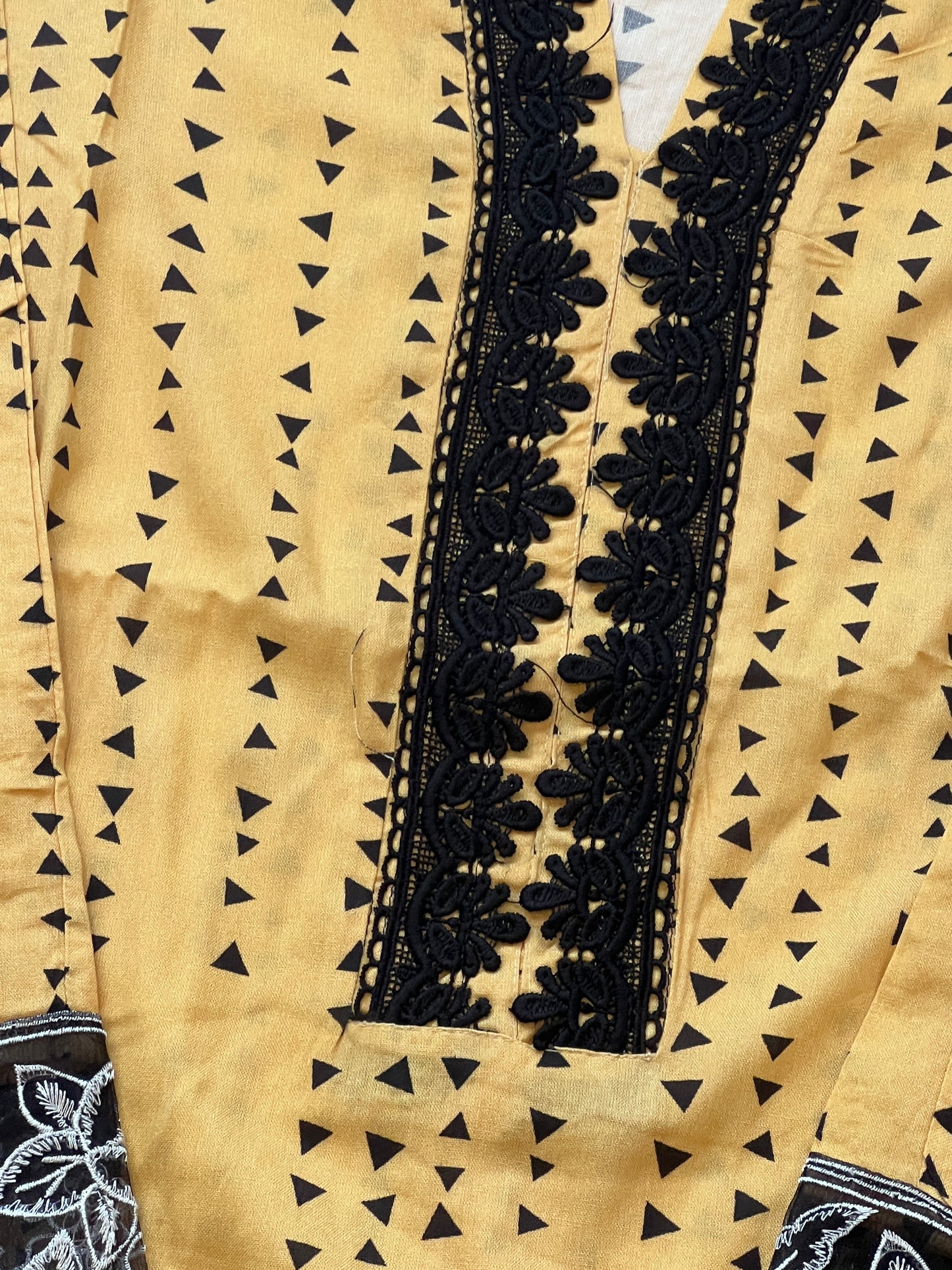 MAHAM LAWN READYMADE SUIT 6 Q
