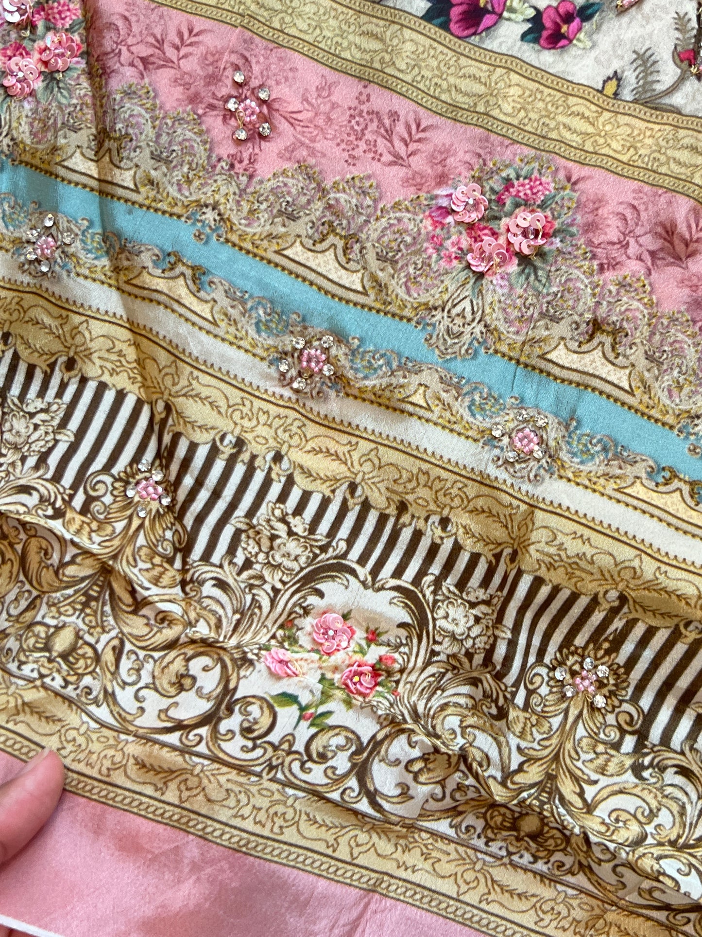 NAZAKAT CREPE EMBROIDERY SUIT 3