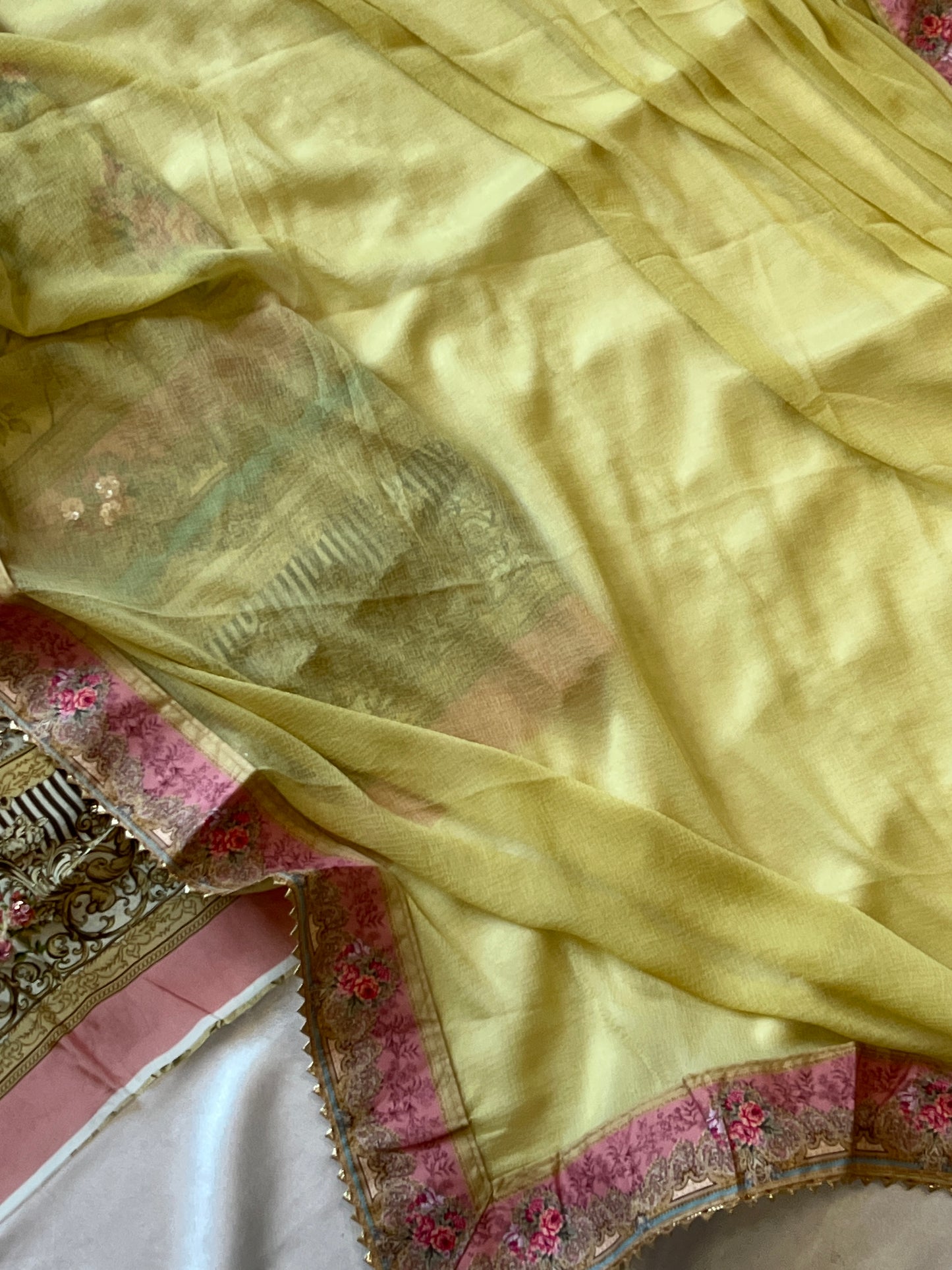 NAZAKAT CREPE EMBROIDERY SUIT 3