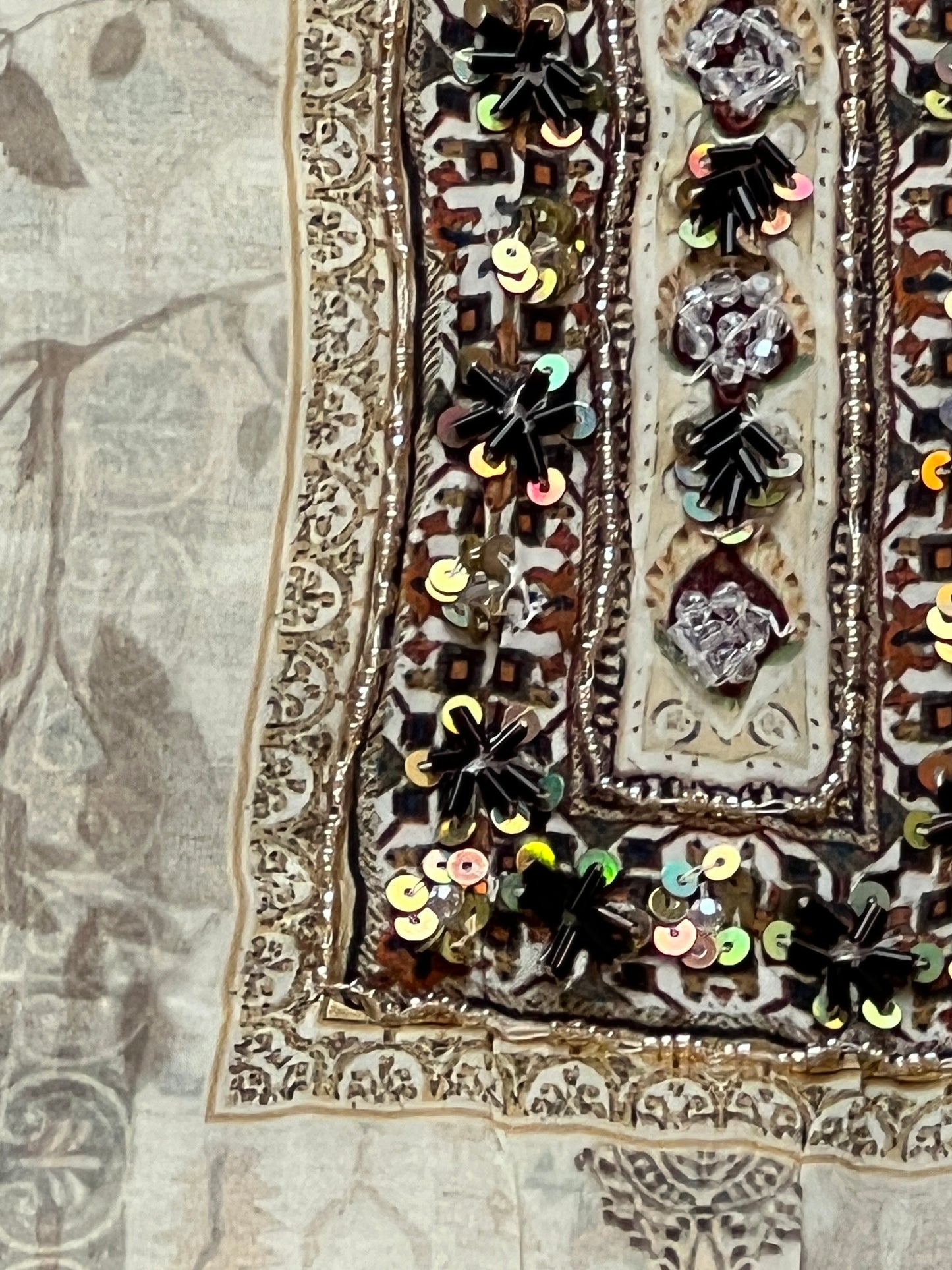 NAZAKAT CREPE EMBROIDERY SUIT 1