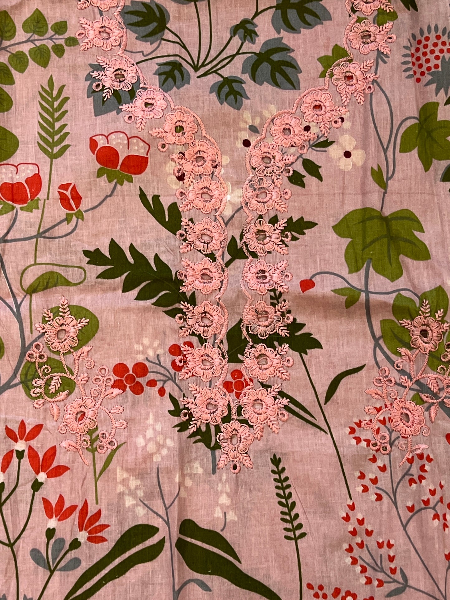 FLORA COTTON EMBROIDERY SUIT 4