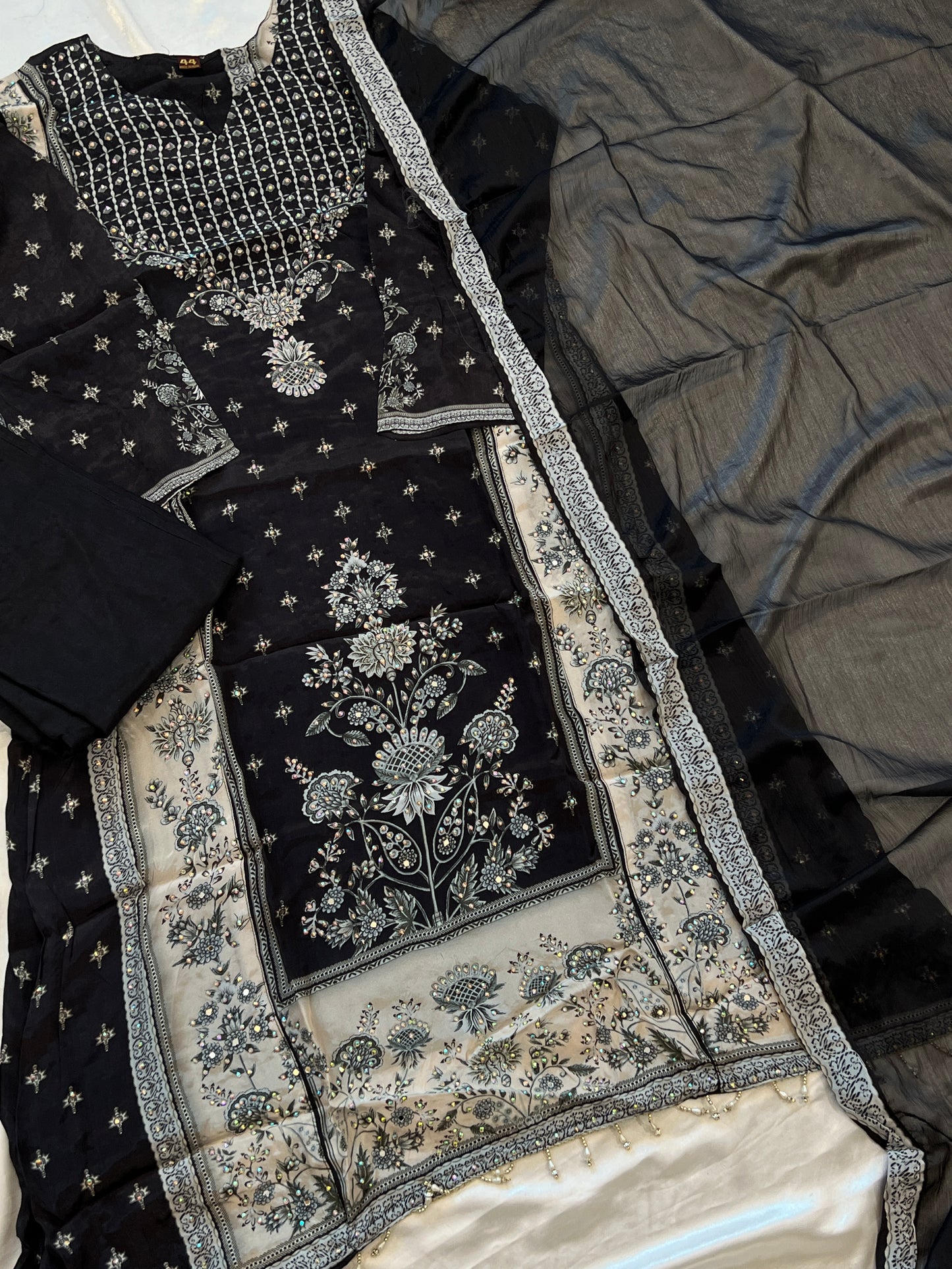 SF MUSLIN READYMADE SUIT 101