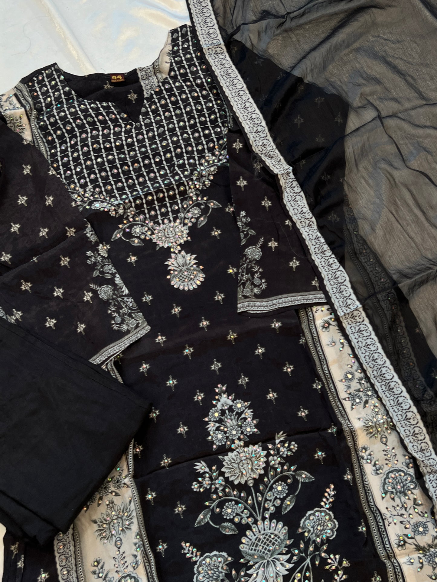 SF MUSLIN READYMADE SUIT 101