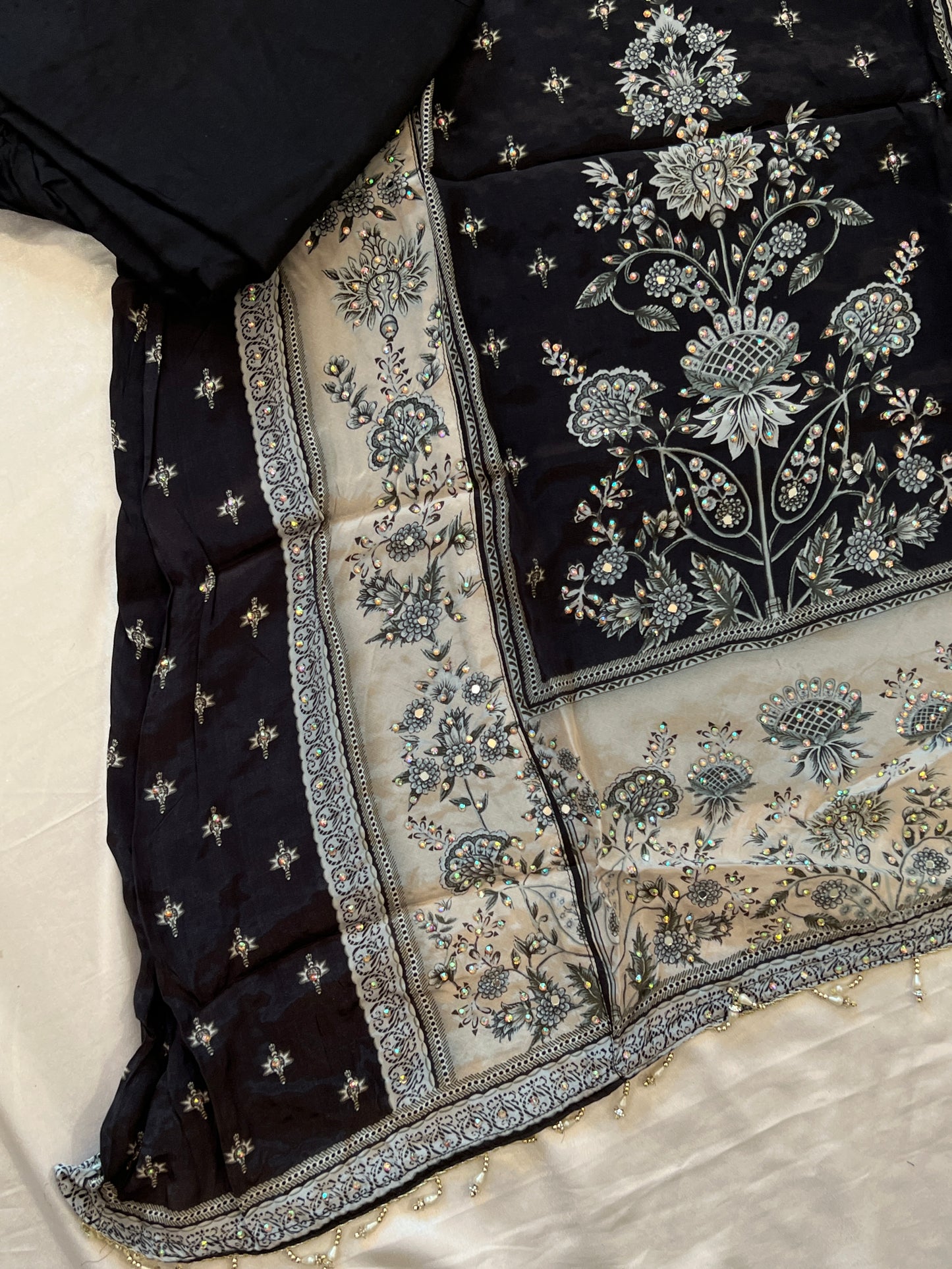 SF MUSLIN READYMADE SUIT 101