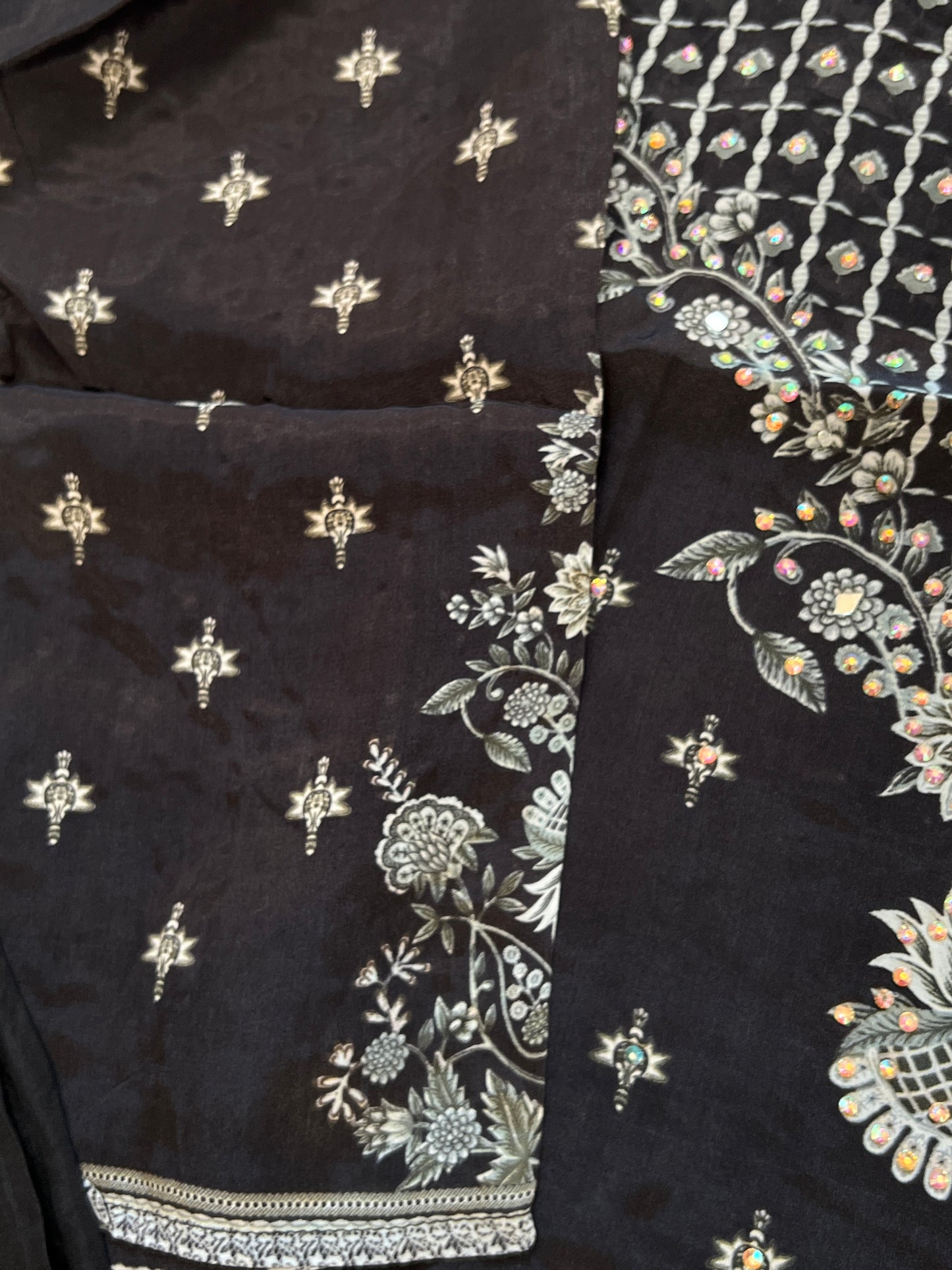 SF MUSLIN READYMADE SUIT 101