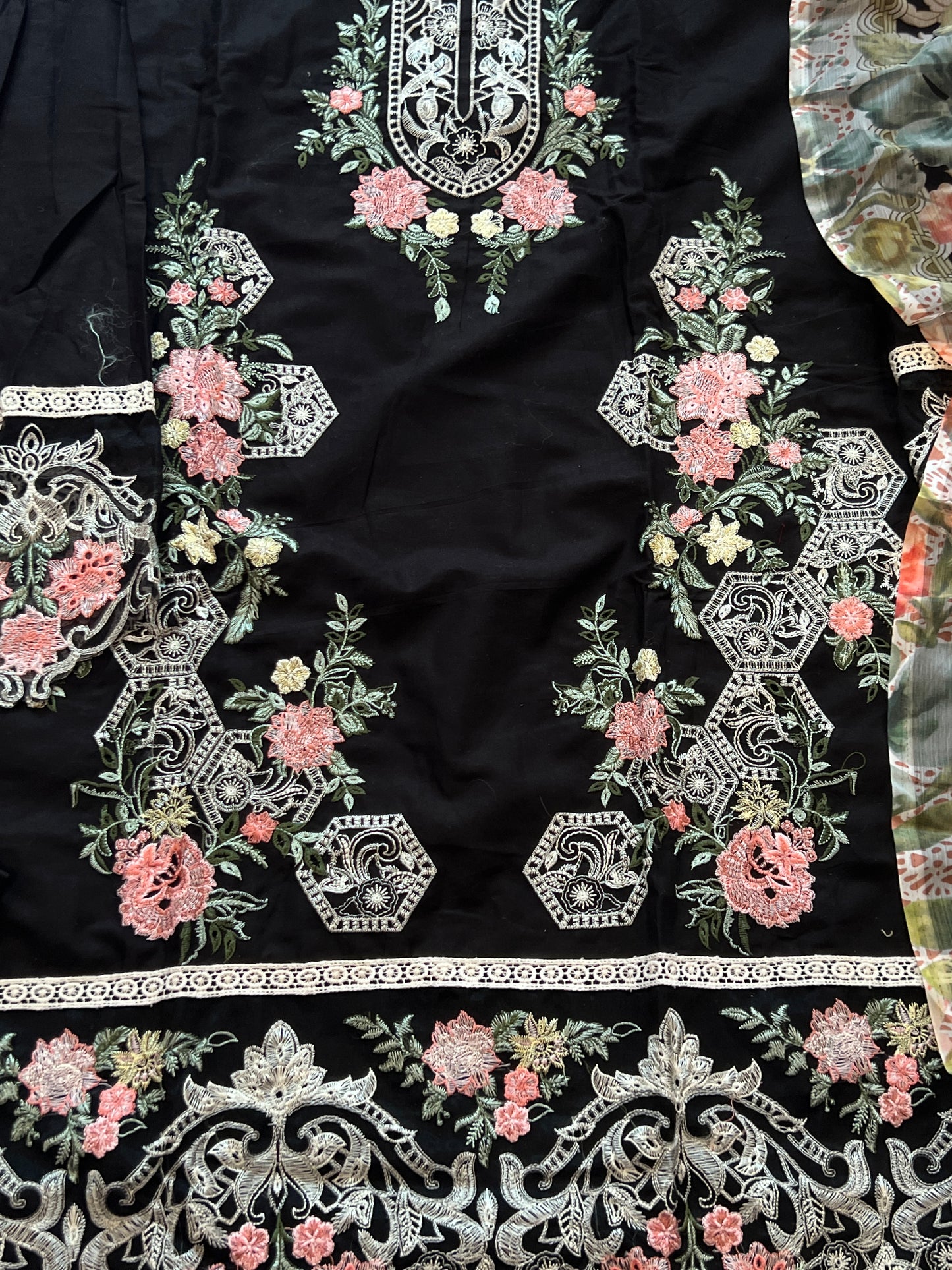BLACK HANIA LAWN COTTON EMBROIDERY SUIT