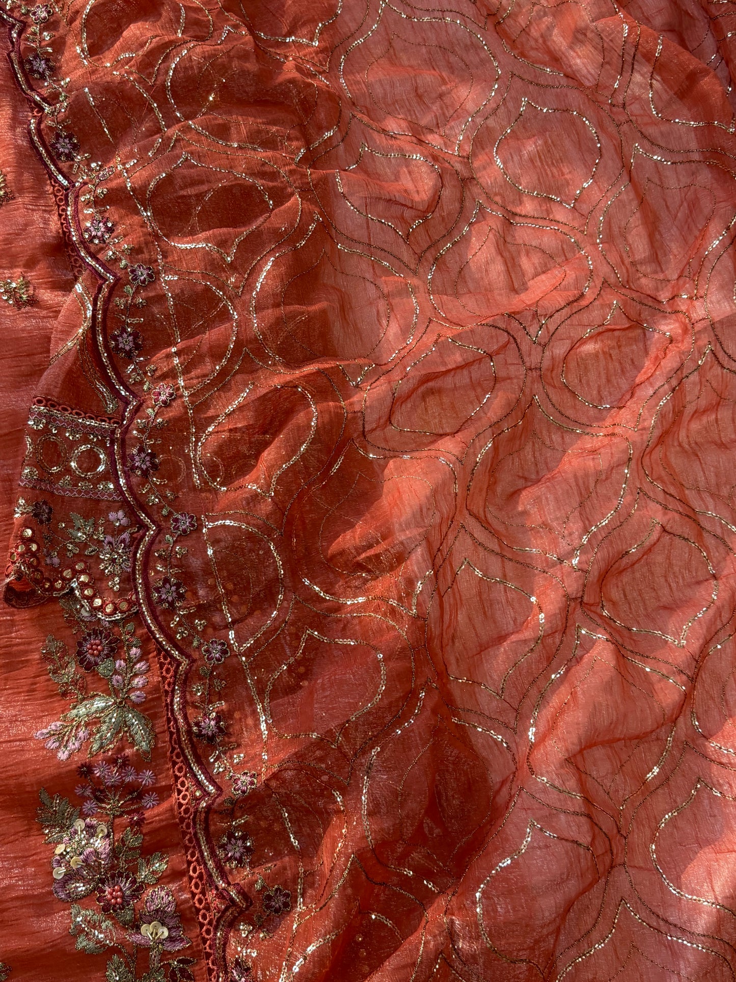 SHIMMAR EMBROIDERY SUIT 3