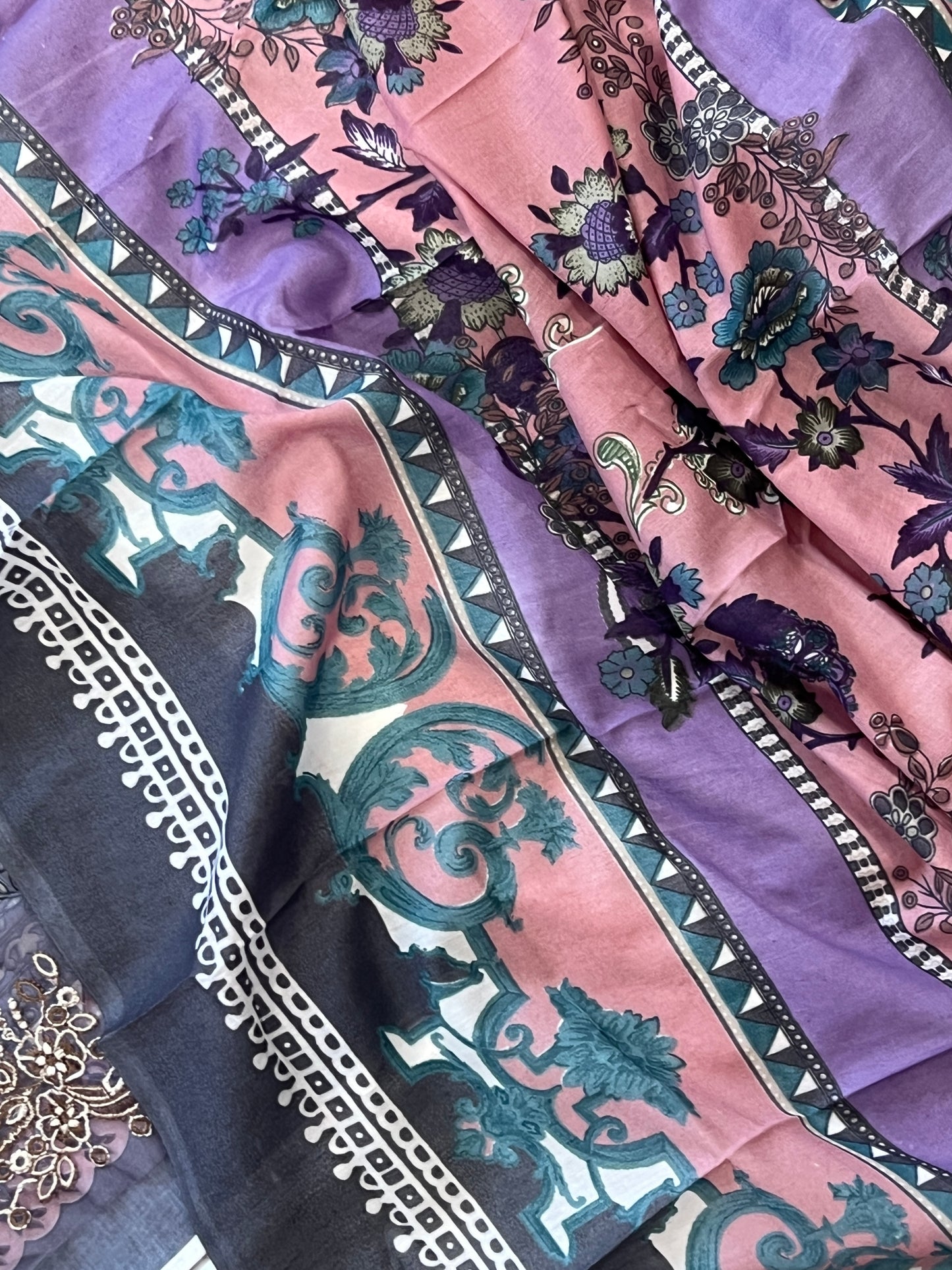JADE COTTON EMBROIDERY PATCH SUIT 1