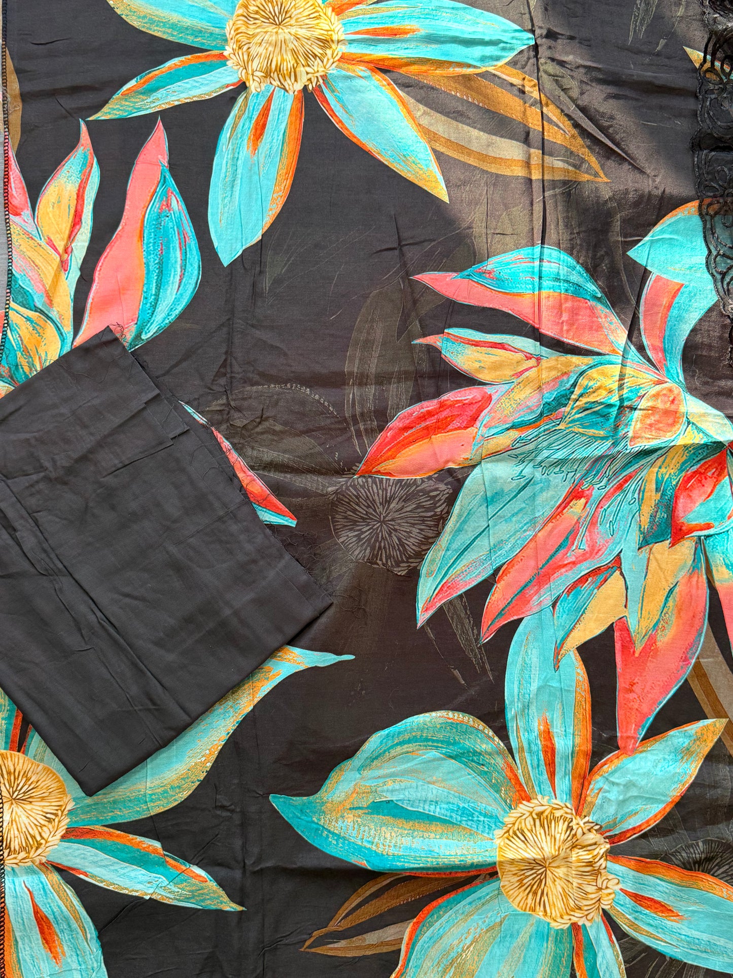 SHAHEEN PURE MSULIN SUIT 16 Q