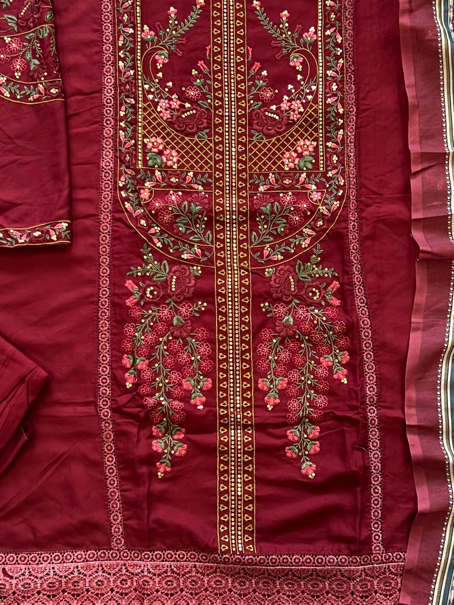 MARIA B MAROON RAYON EMBROIDERY SUIT Q