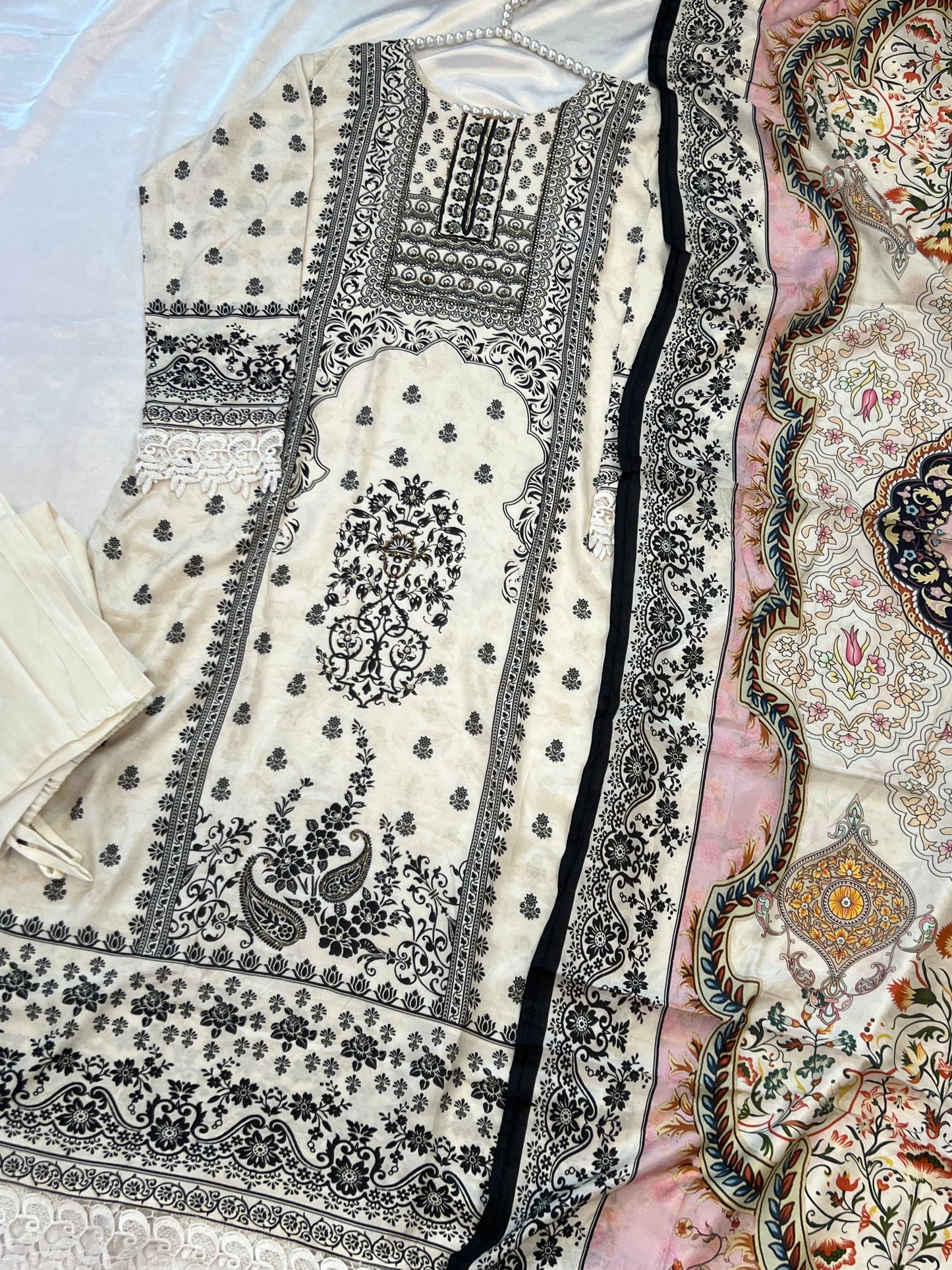 HARSHA MUSLIN READYMADE SUIT Q