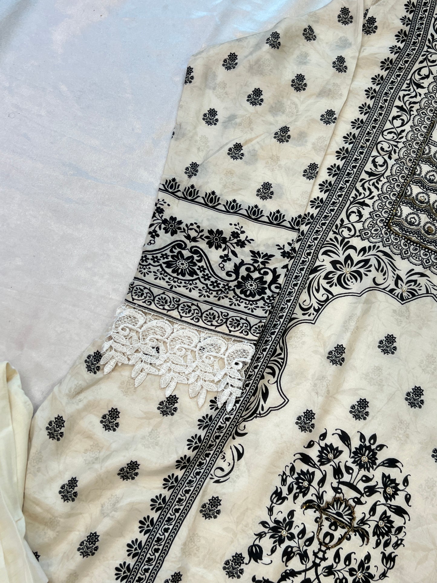 HARSHA MUSLIN READYMADE SUIT Q