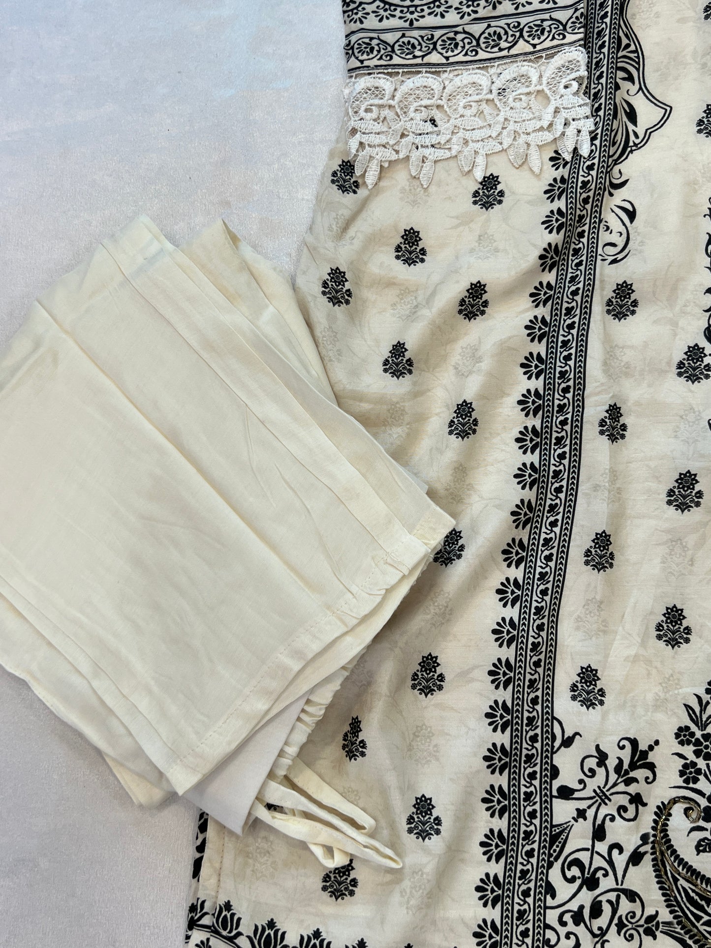 HARSHA MUSLIN READYMADE SUIT Q