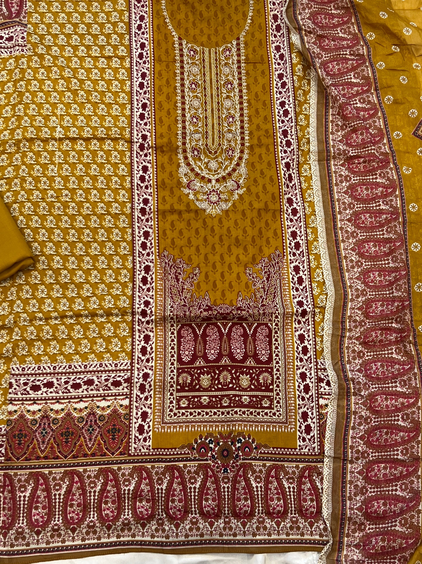 RANGREZ LAWN COTTON EMBROIDERY 3 Q