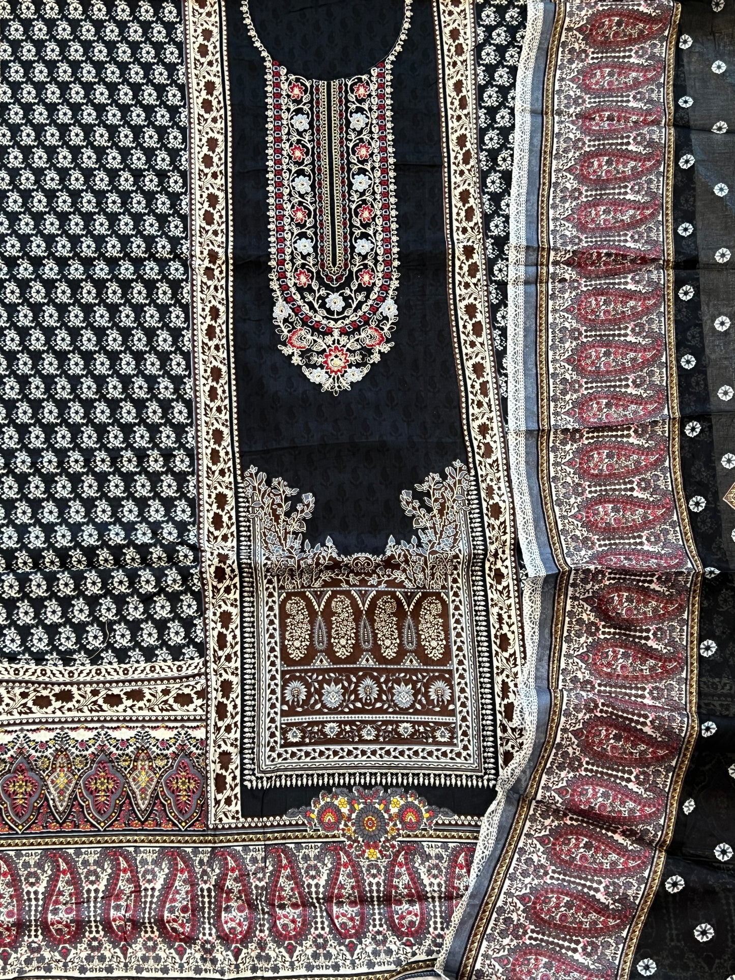 RANGREZ LAWN COTTON EMBROIDERY 4